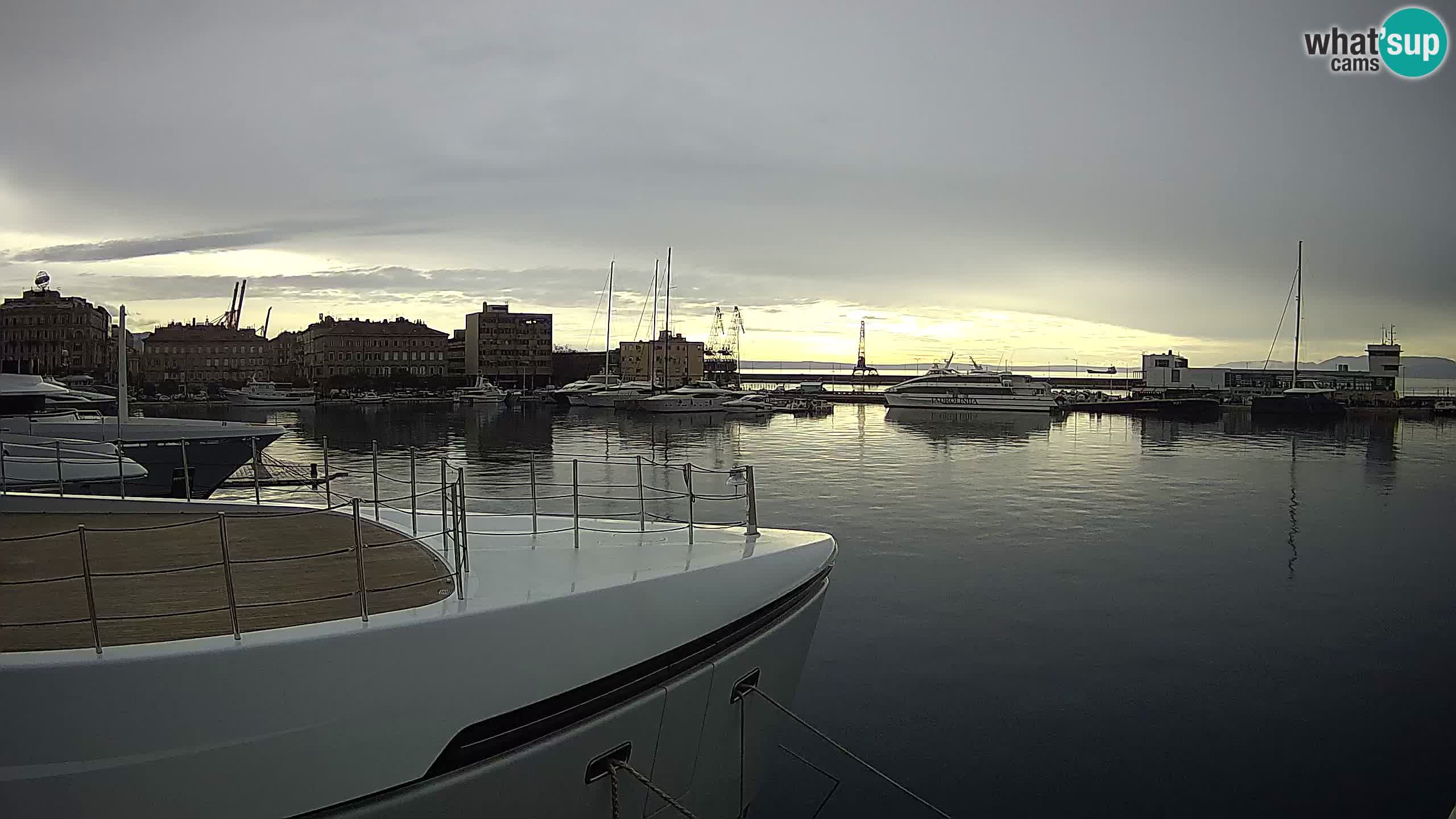 Rijeka – Botel Marina web kamera