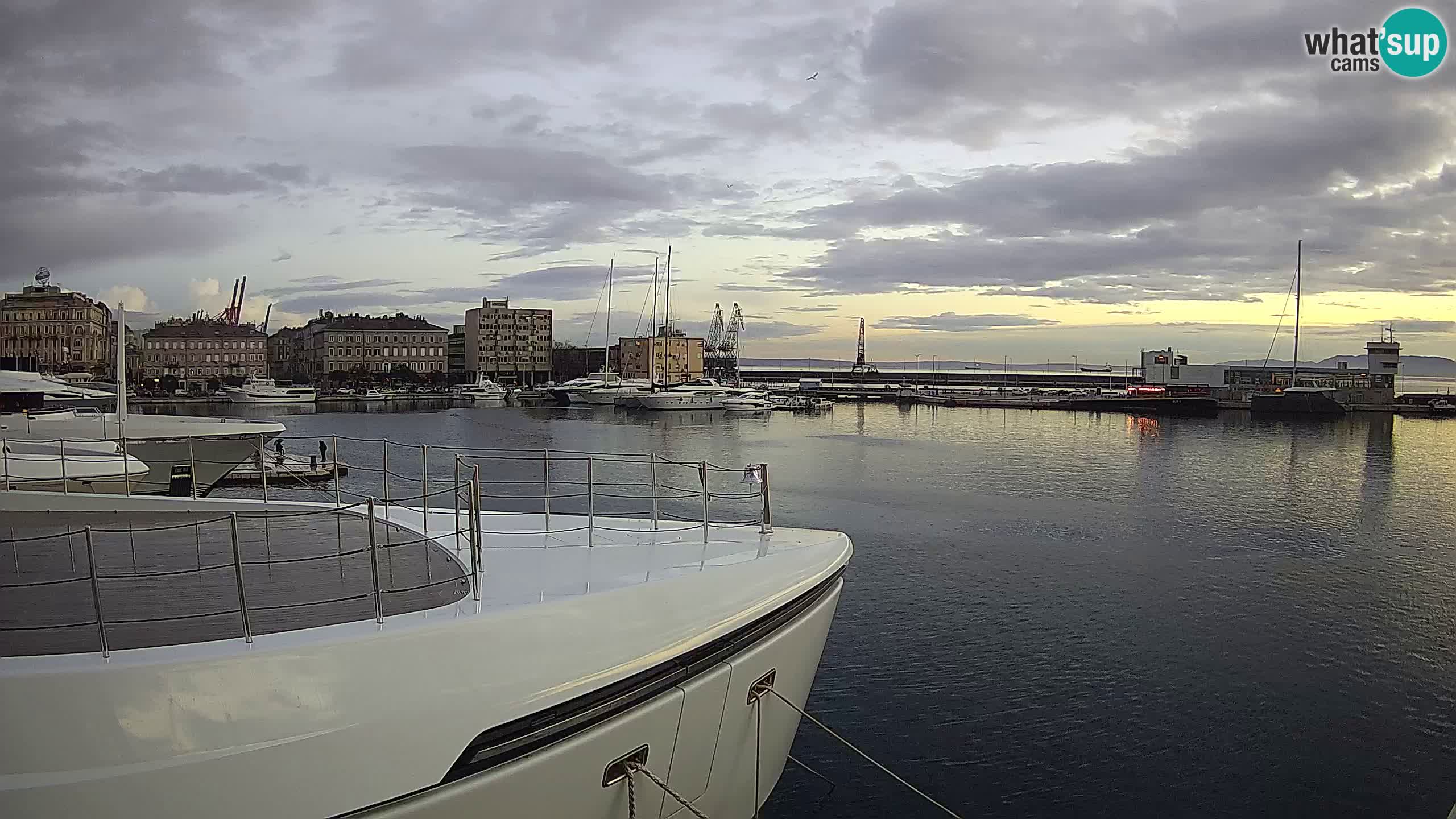 Rijeka – Botel Marina web kamera