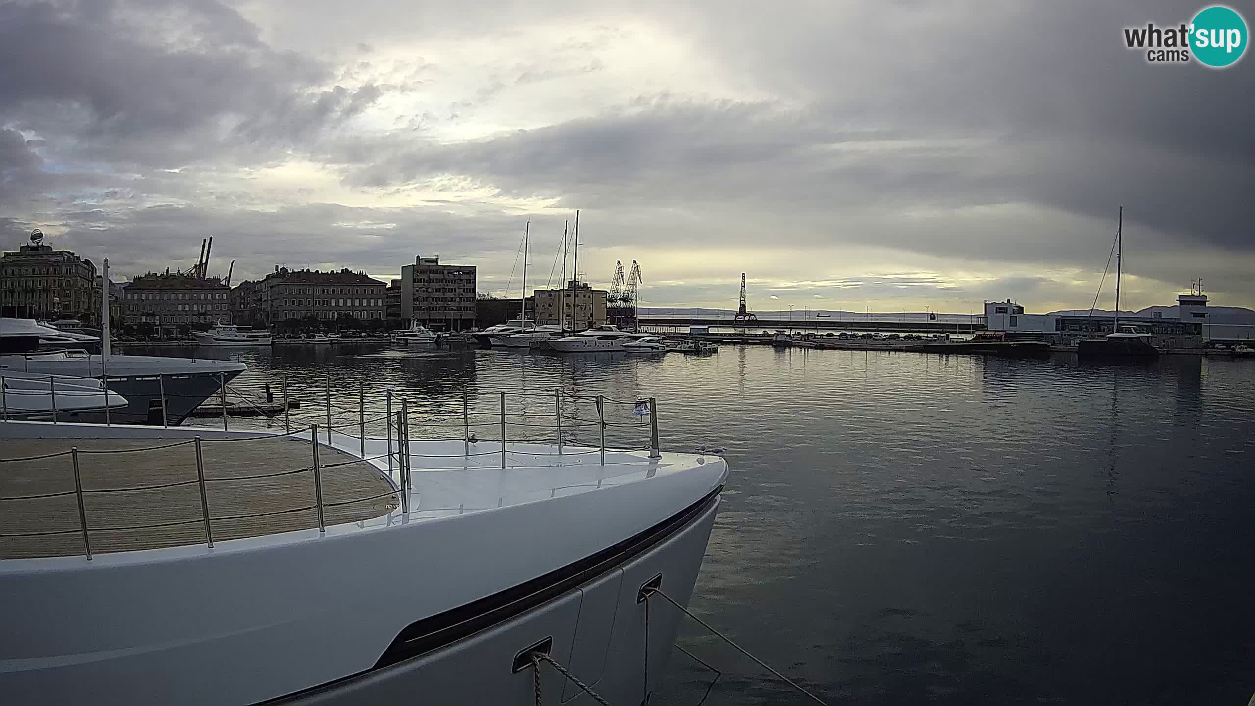 Botel Marina cámara web en vivo Rijeka