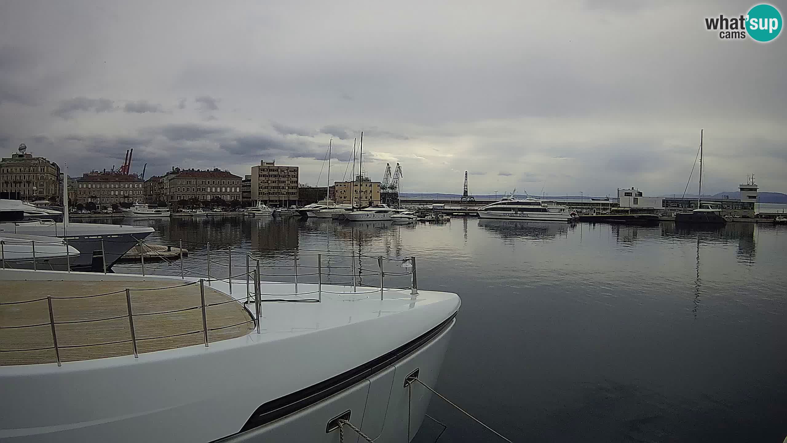 Reka – Botel Marina spletna kamera