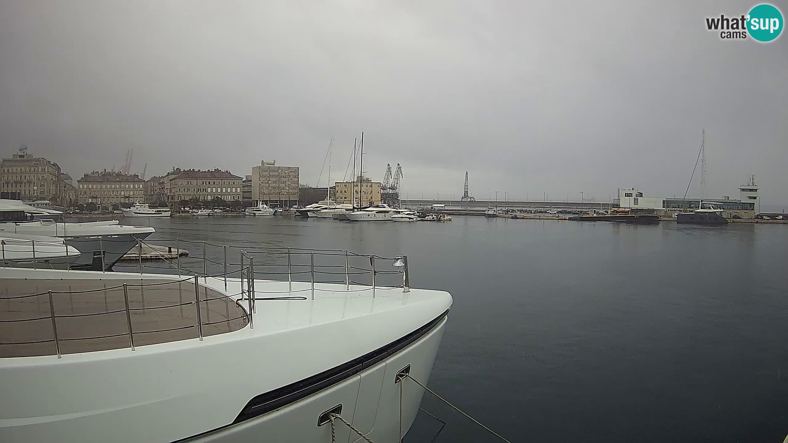 Botel Marina cámara web en vivo Rijeka