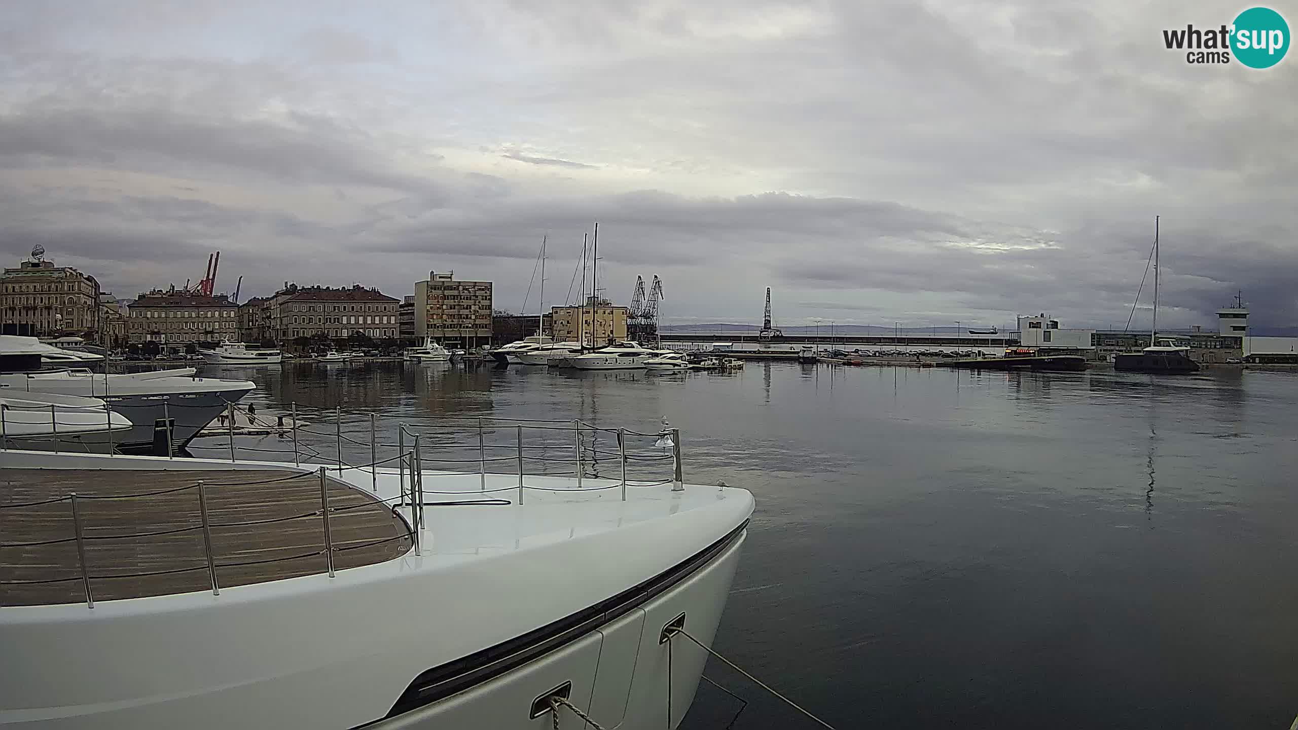 Botel Marina cámara web en vivo Rijeka