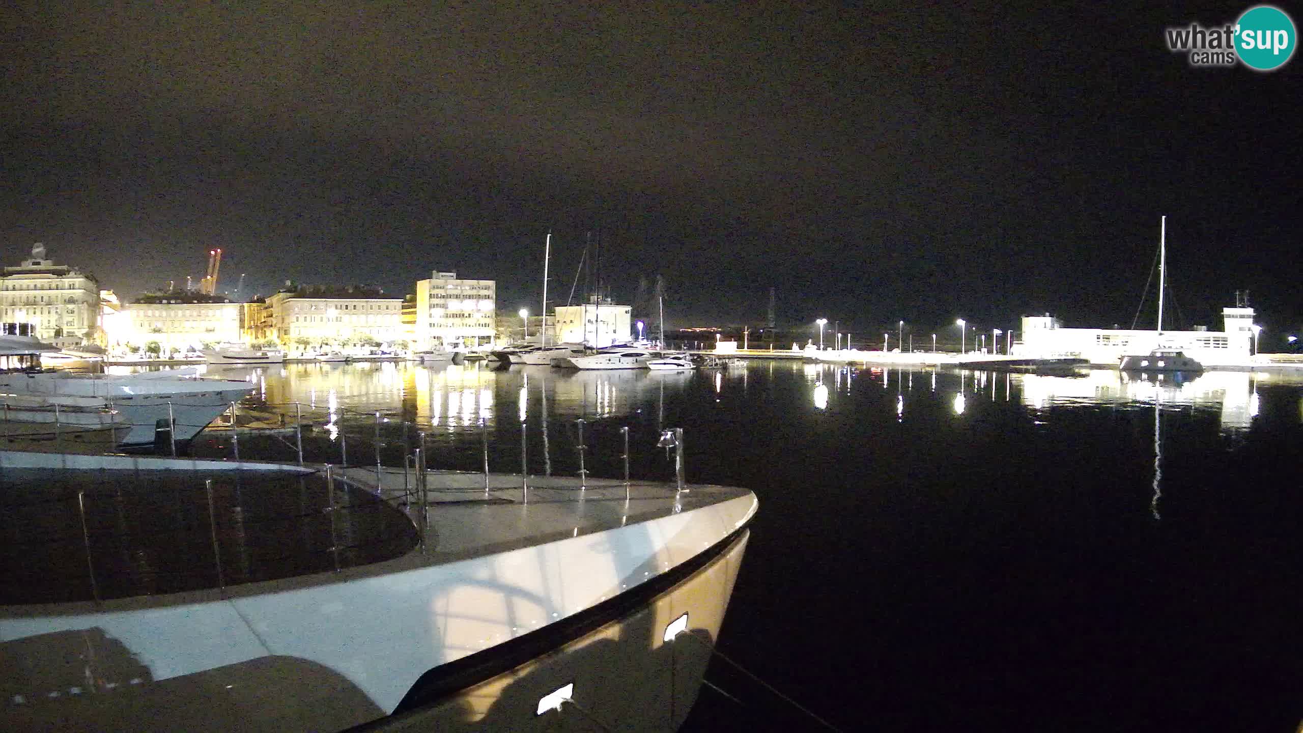 Botel Marina cámara web en vivo Rijeka