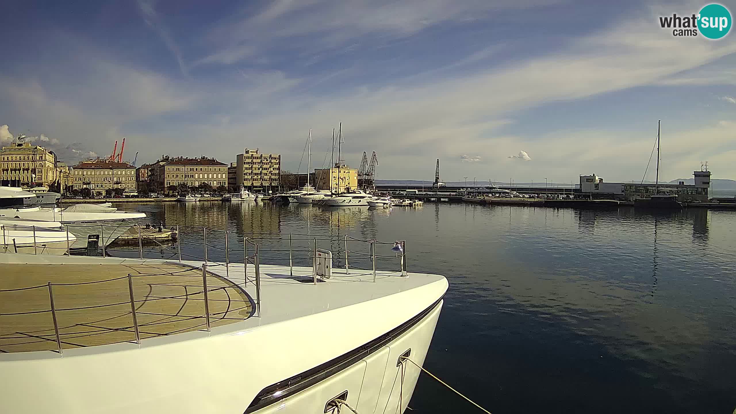 Reka – Botel Marina spletna kamera