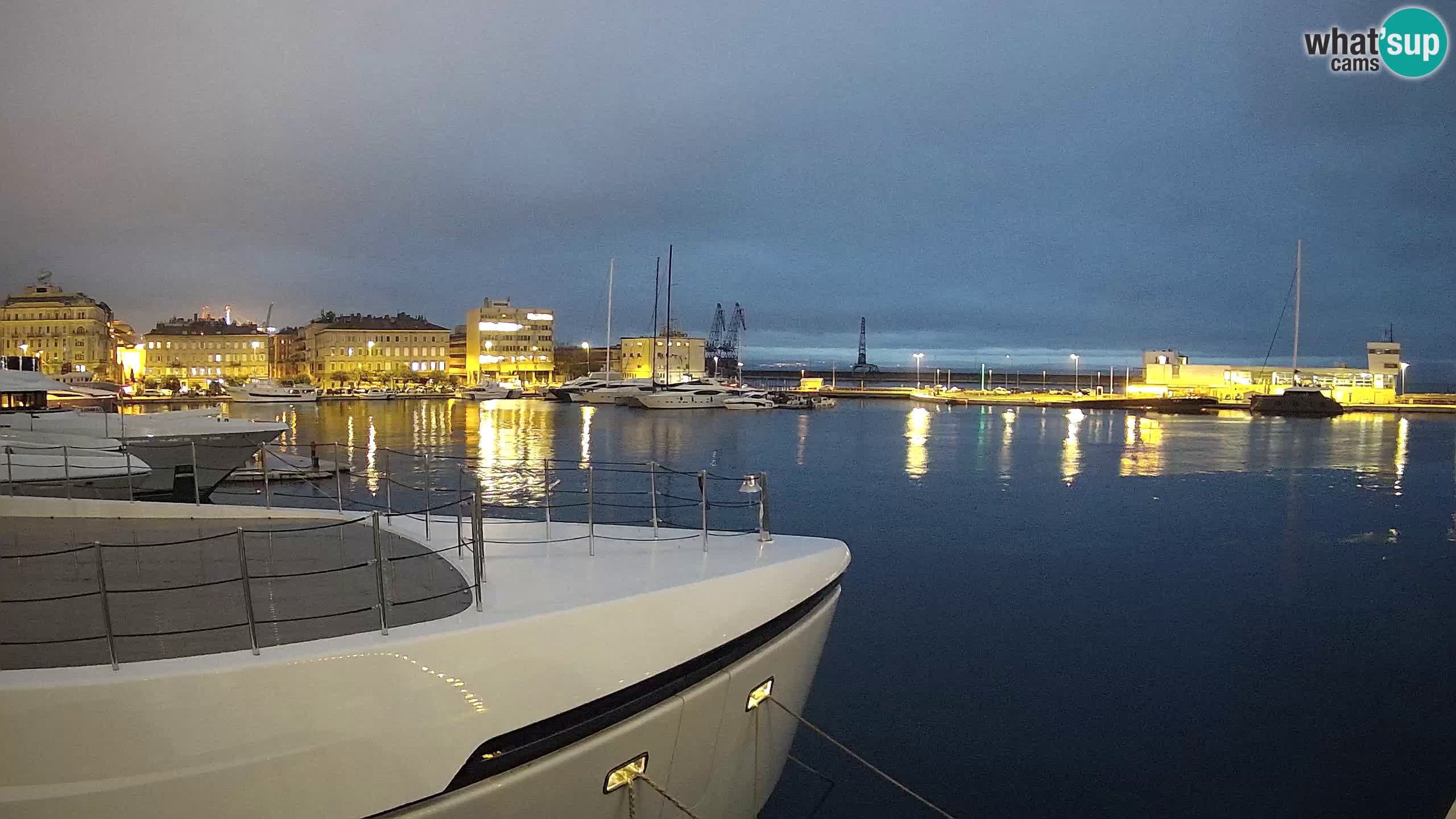 Botel Marina cámara web en vivo Rijeka