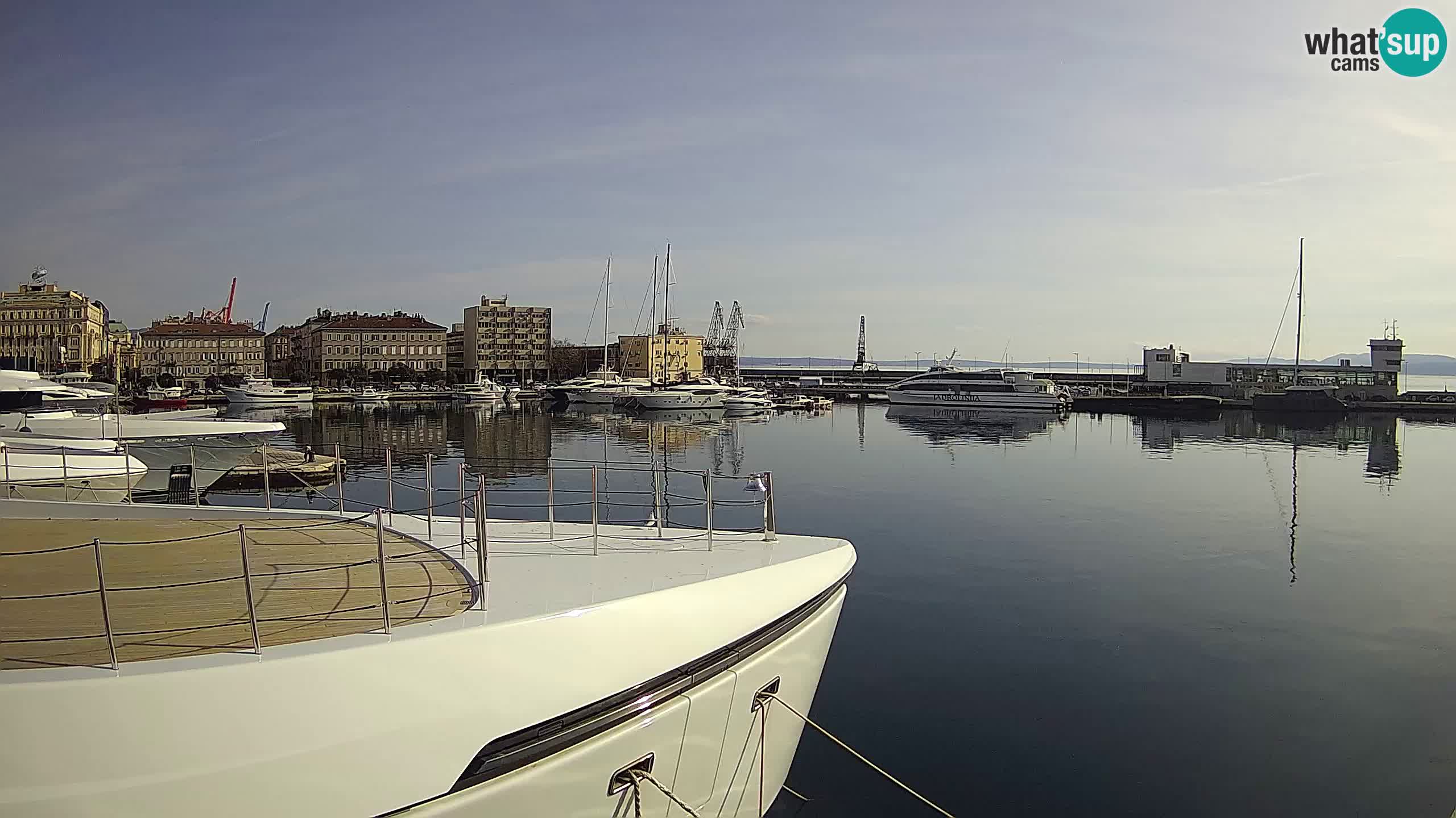 Botel Marina cámara web en vivo Rijeka