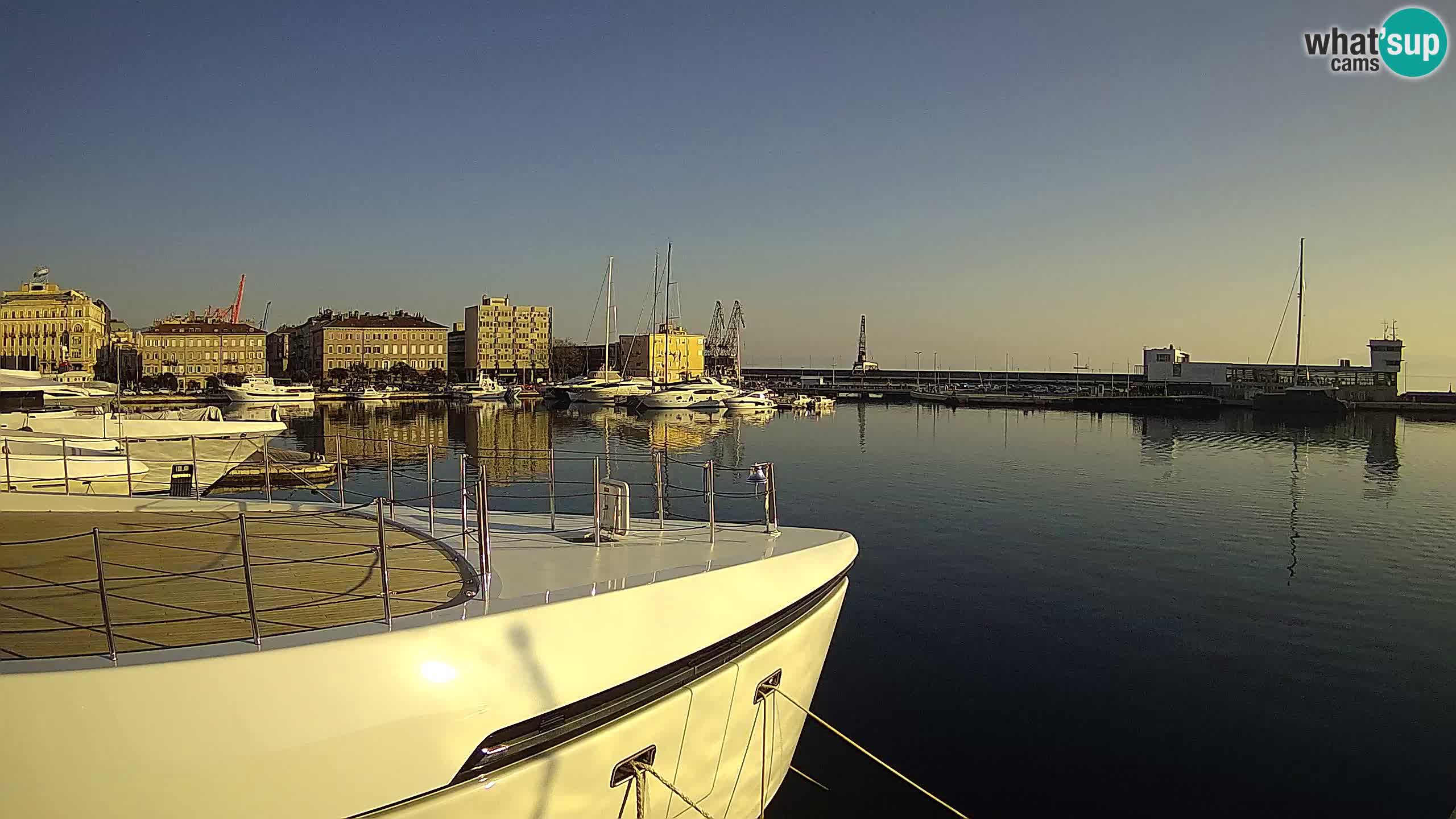 Rijeka – Botel Marina web kamera