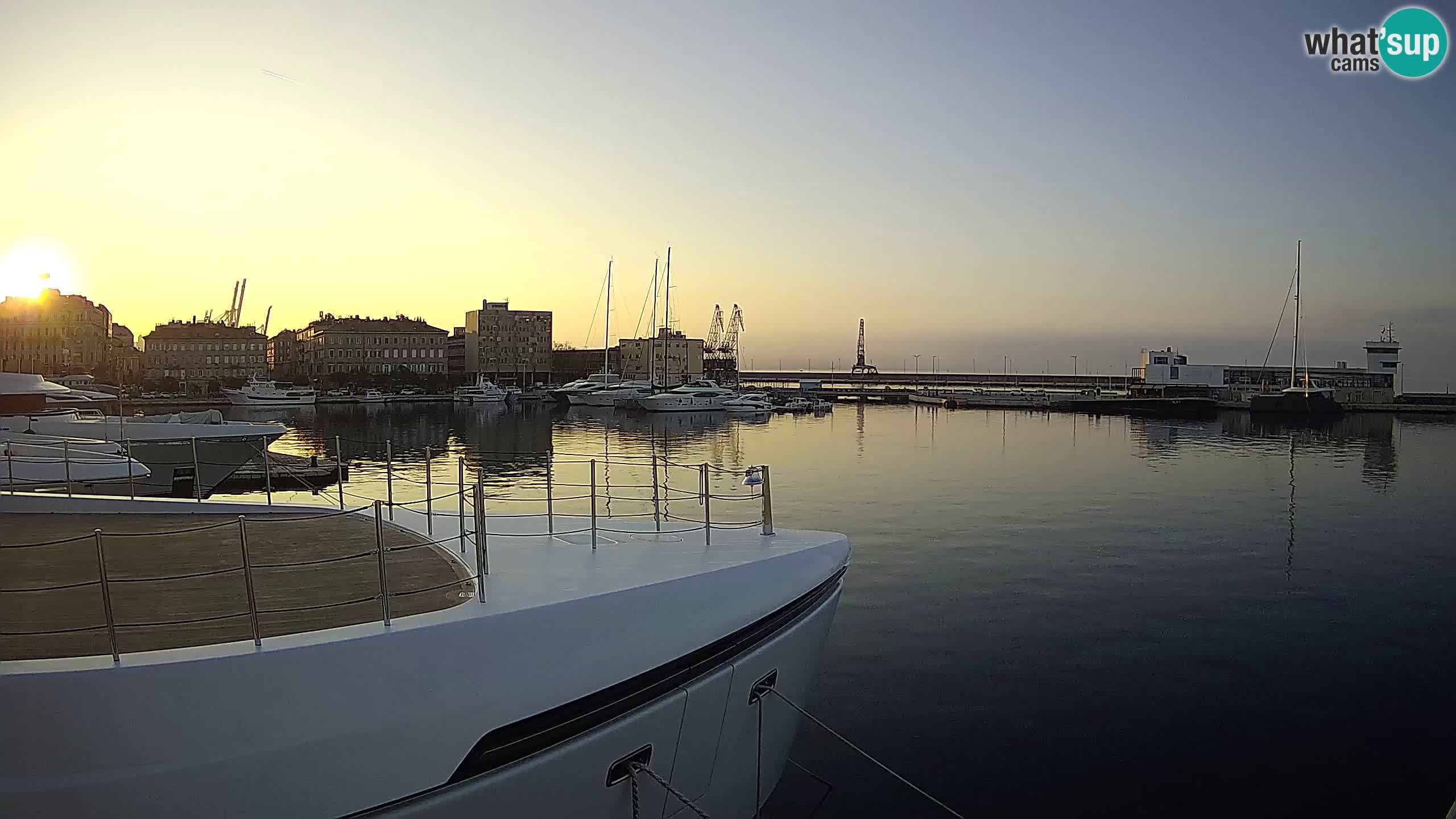 Rijeka – Botel Marina web kamera