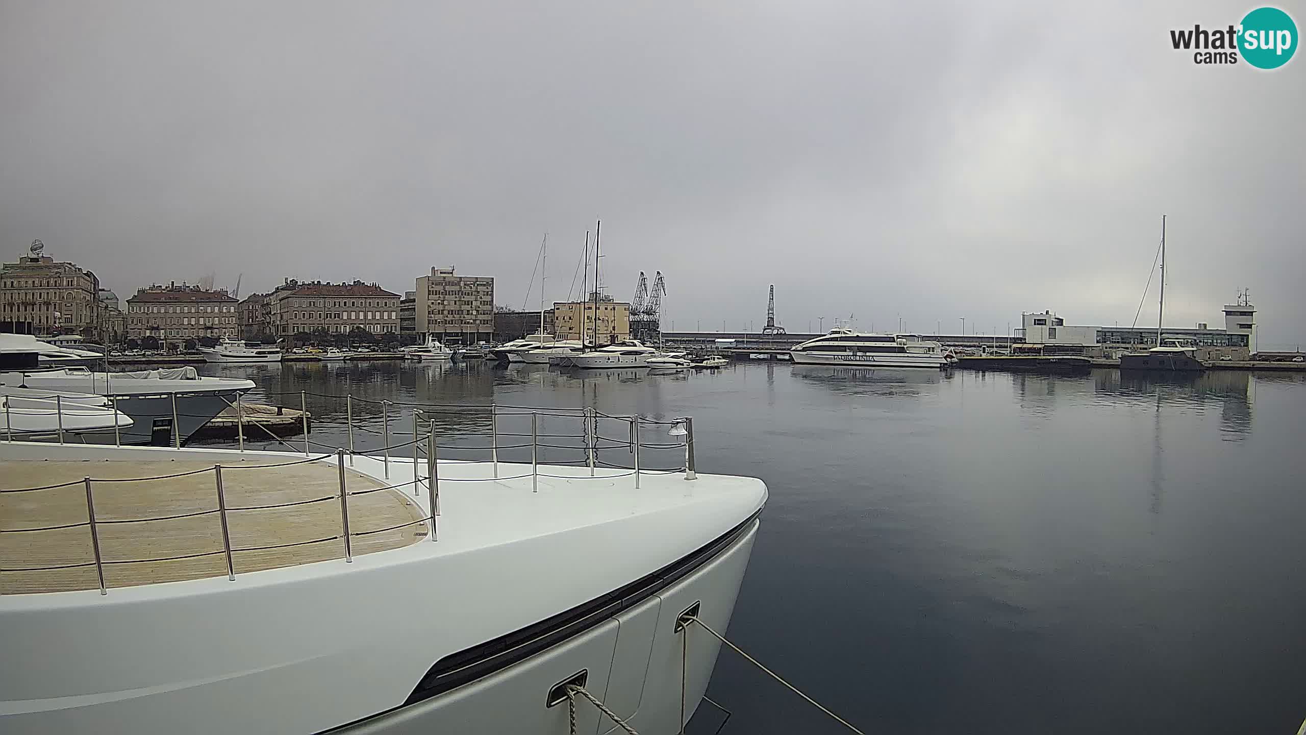 Botel Marina cámara web en vivo Rijeka