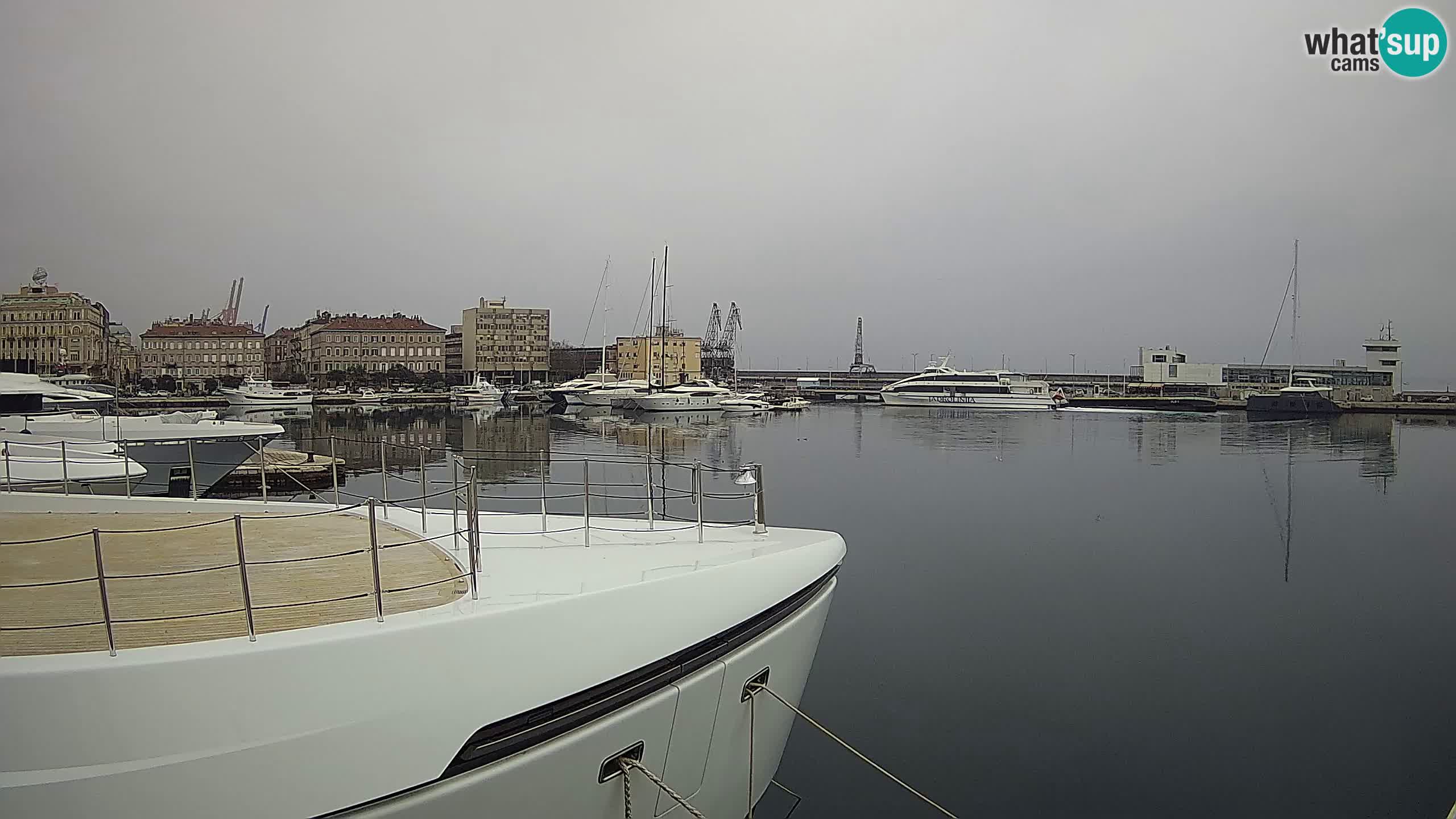 Botel Marina cámara web en vivo Rijeka