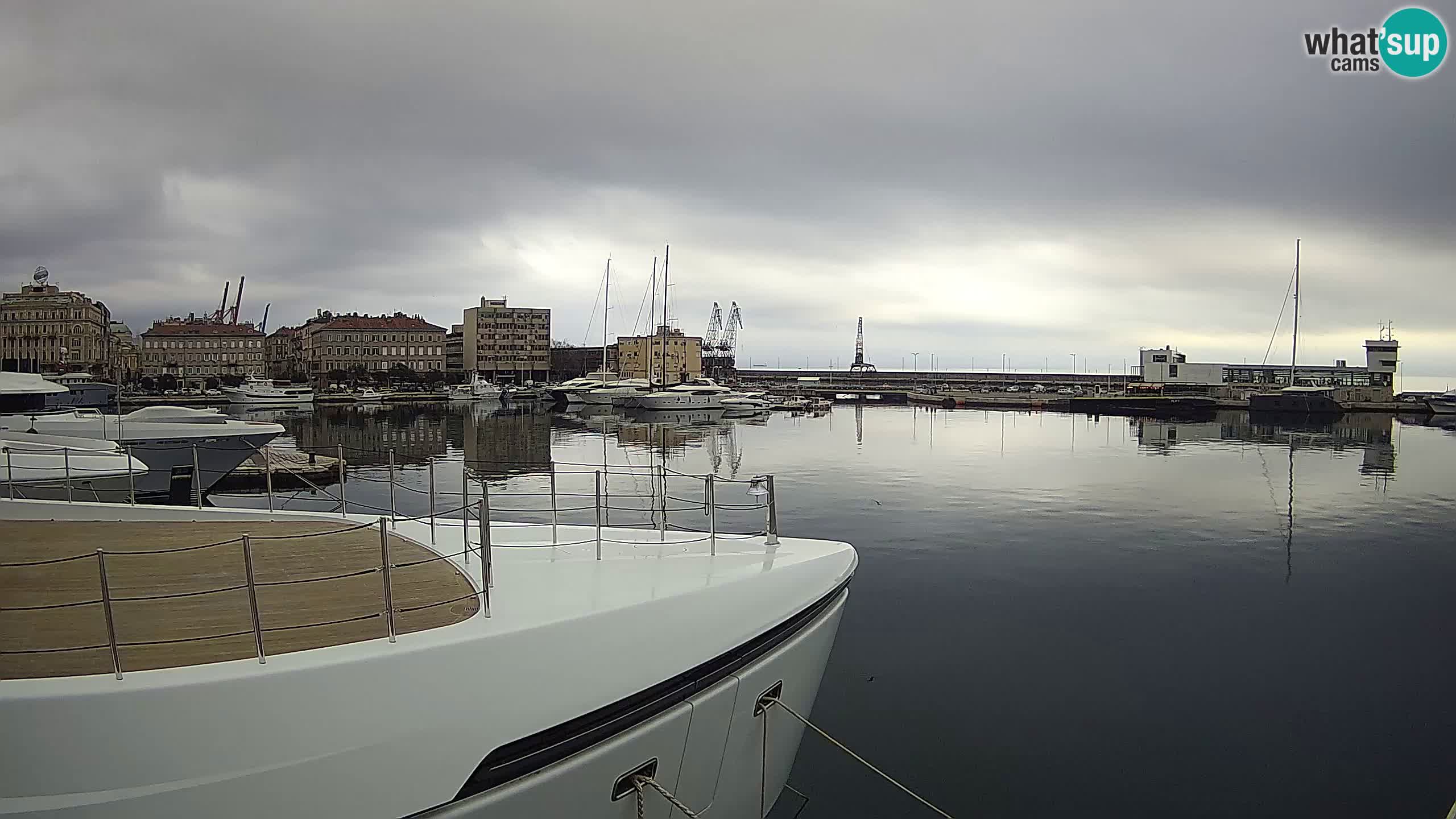 Botel Marina cámara web en vivo Rijeka