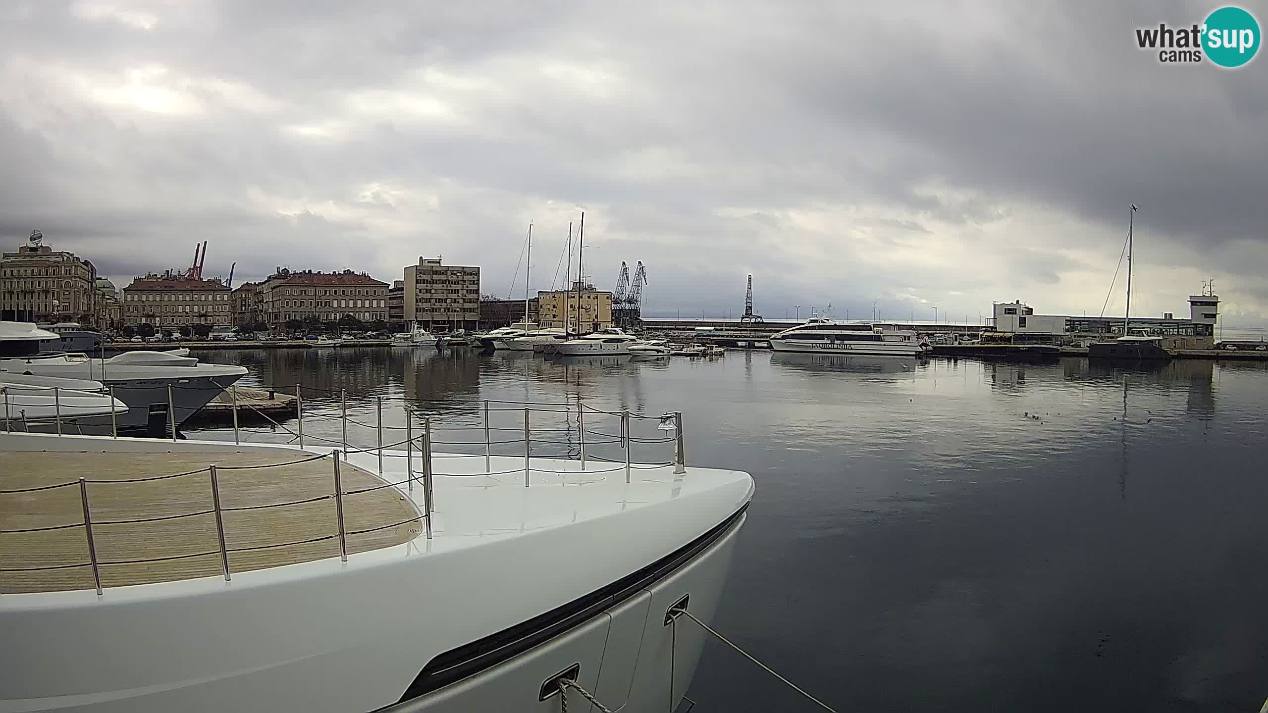 Botel Marina cámara web en vivo Rijeka