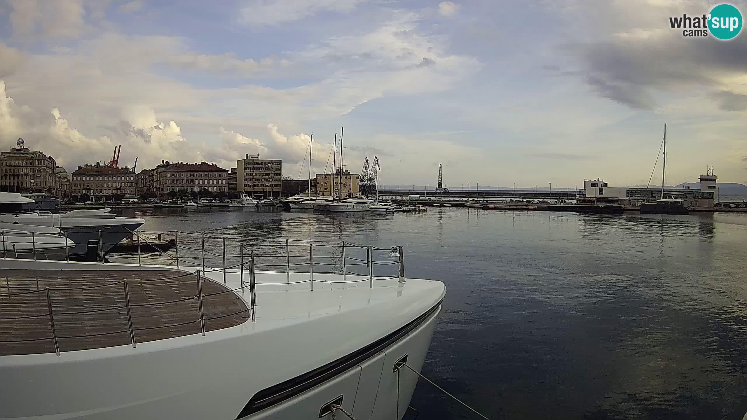 Botel Marina cámara web en vivo Rijeka