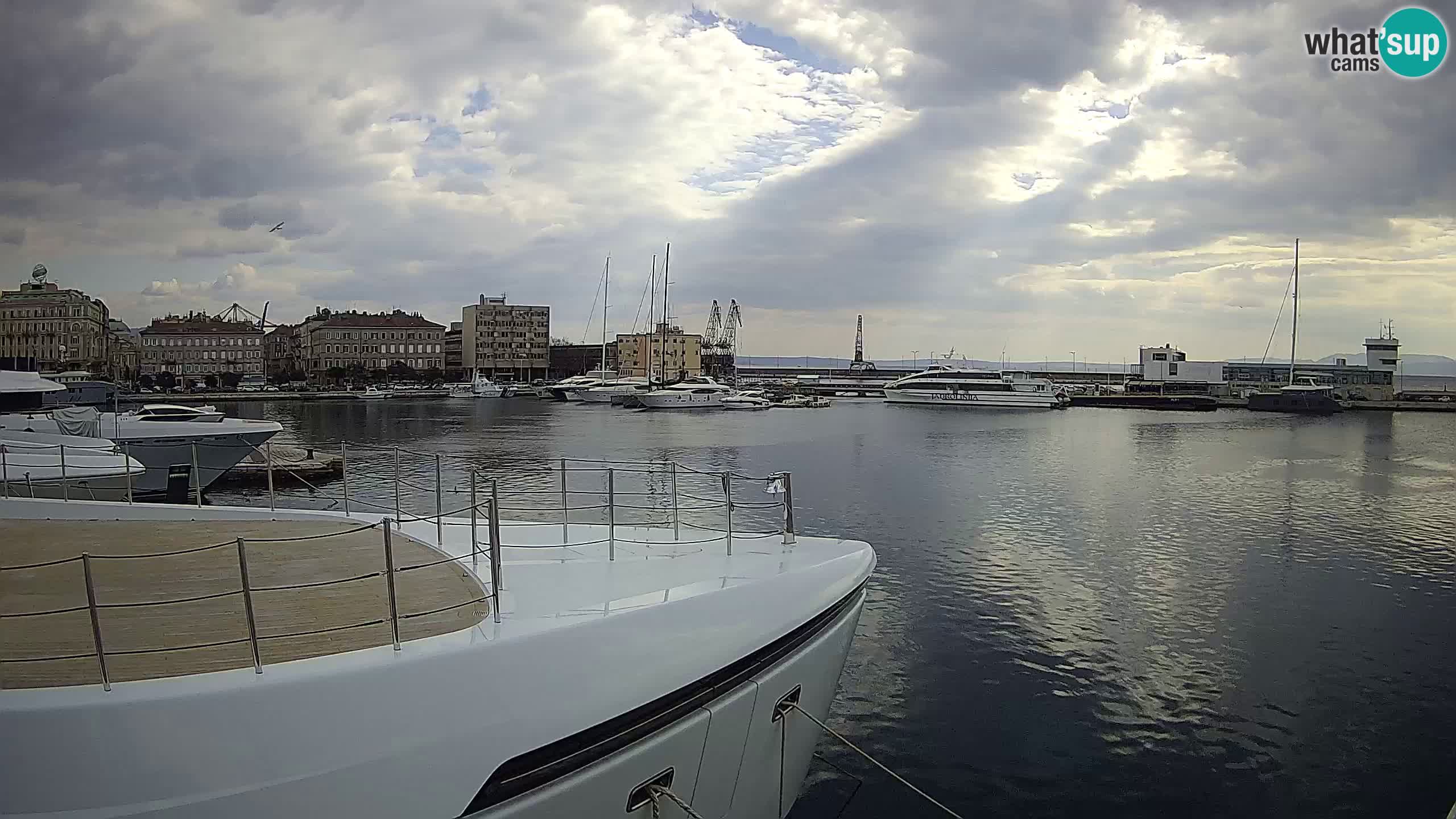 Reka – Botel Marina spletna kamera