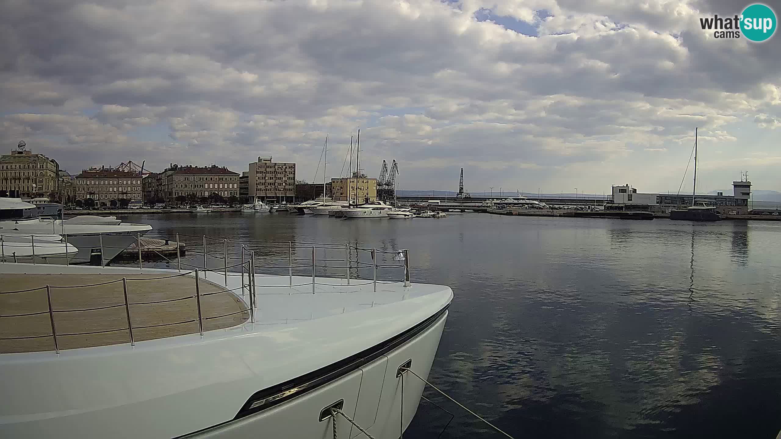 Botel Marina cámara web en vivo Rijeka