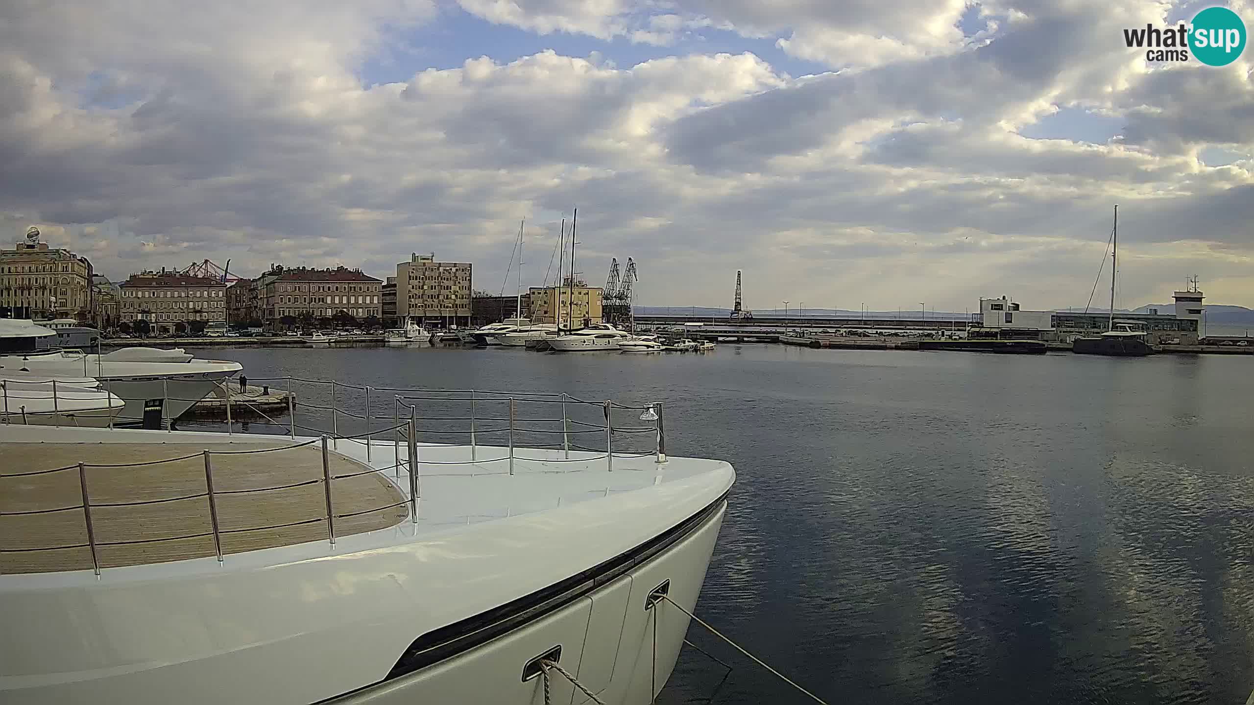 Botel Marina cámara web en vivo Rijeka