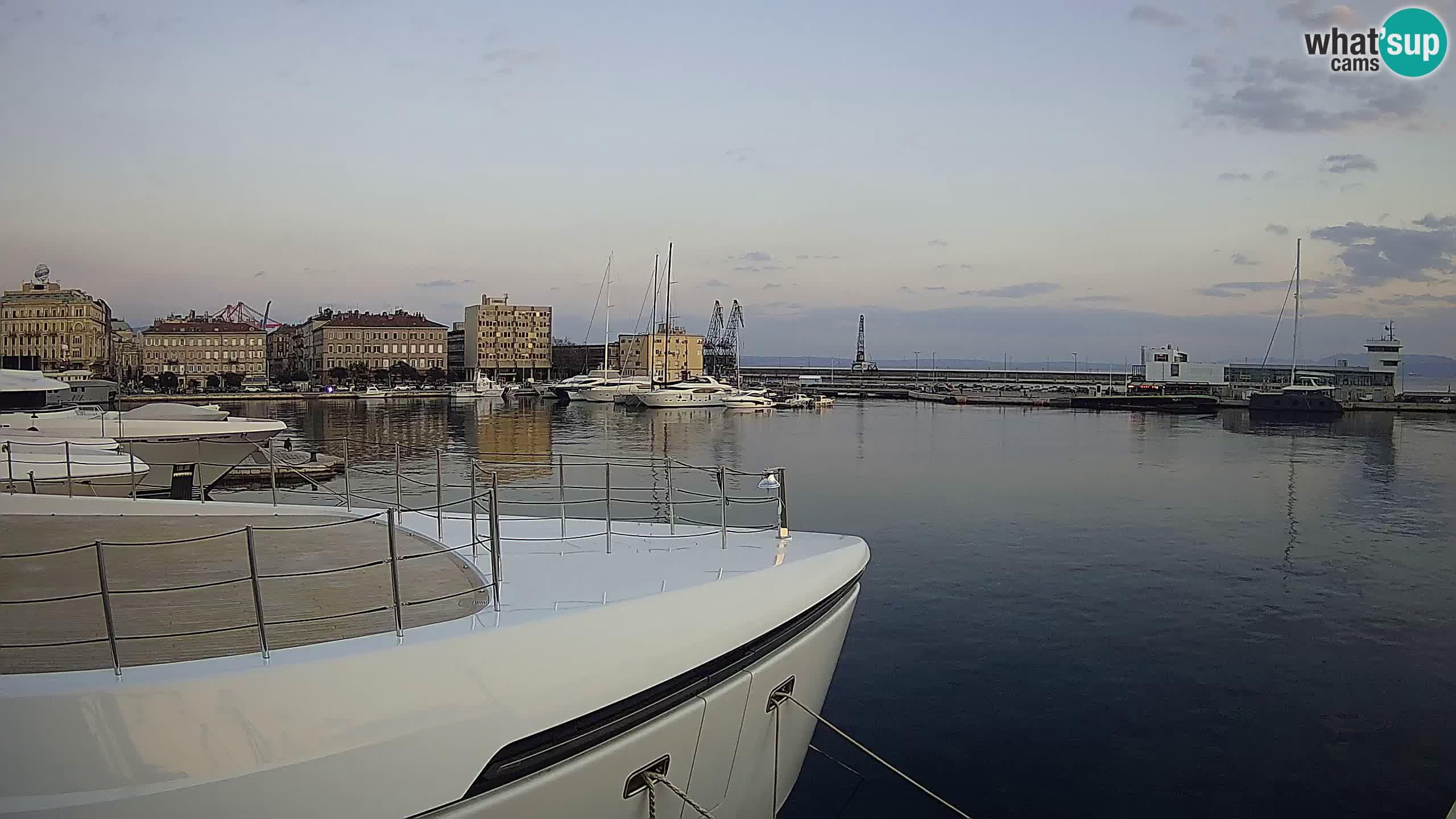 Botel Marina cámara web en vivo Rijeka
