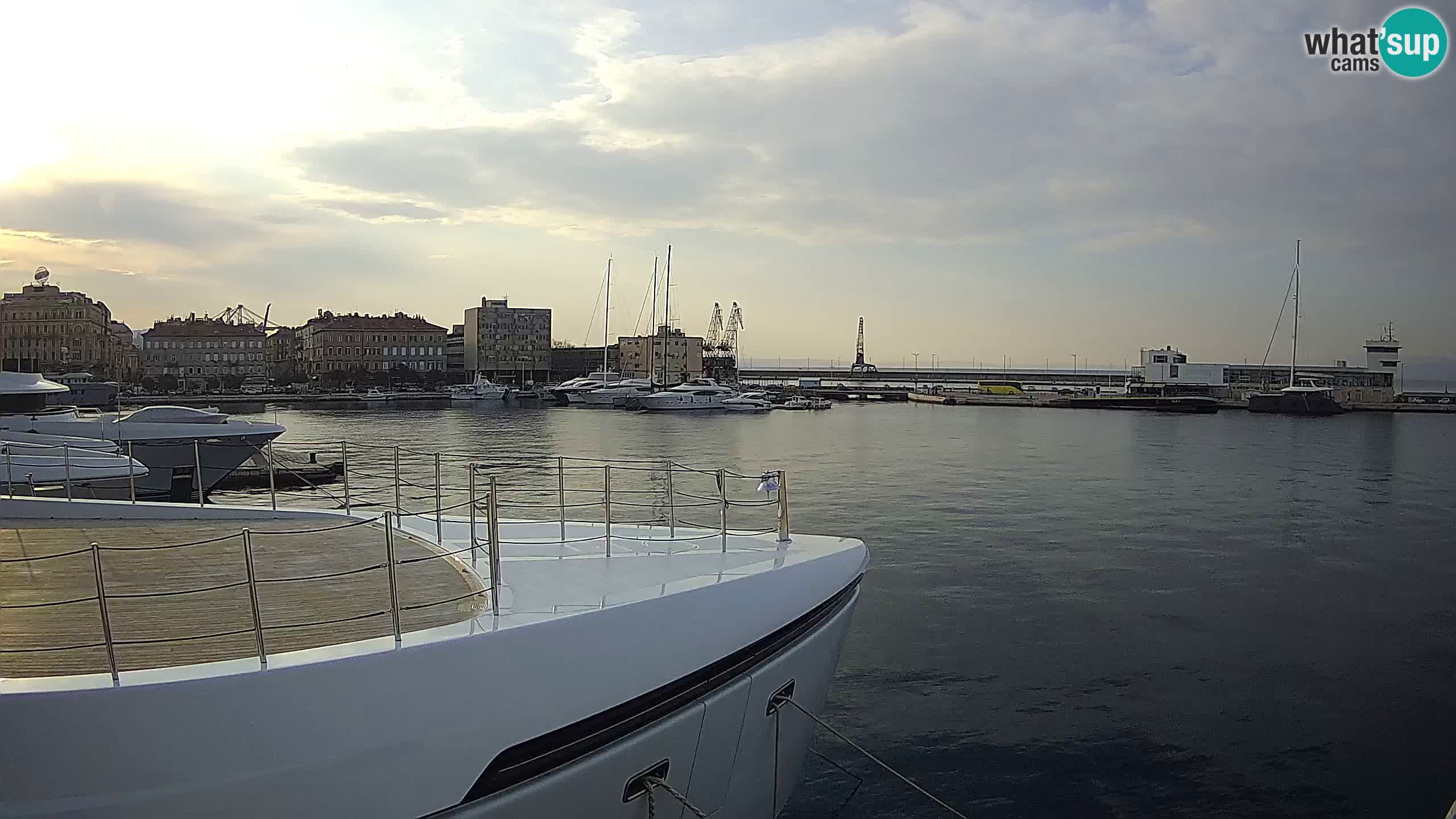 Botel Marina cámara web en vivo Rijeka