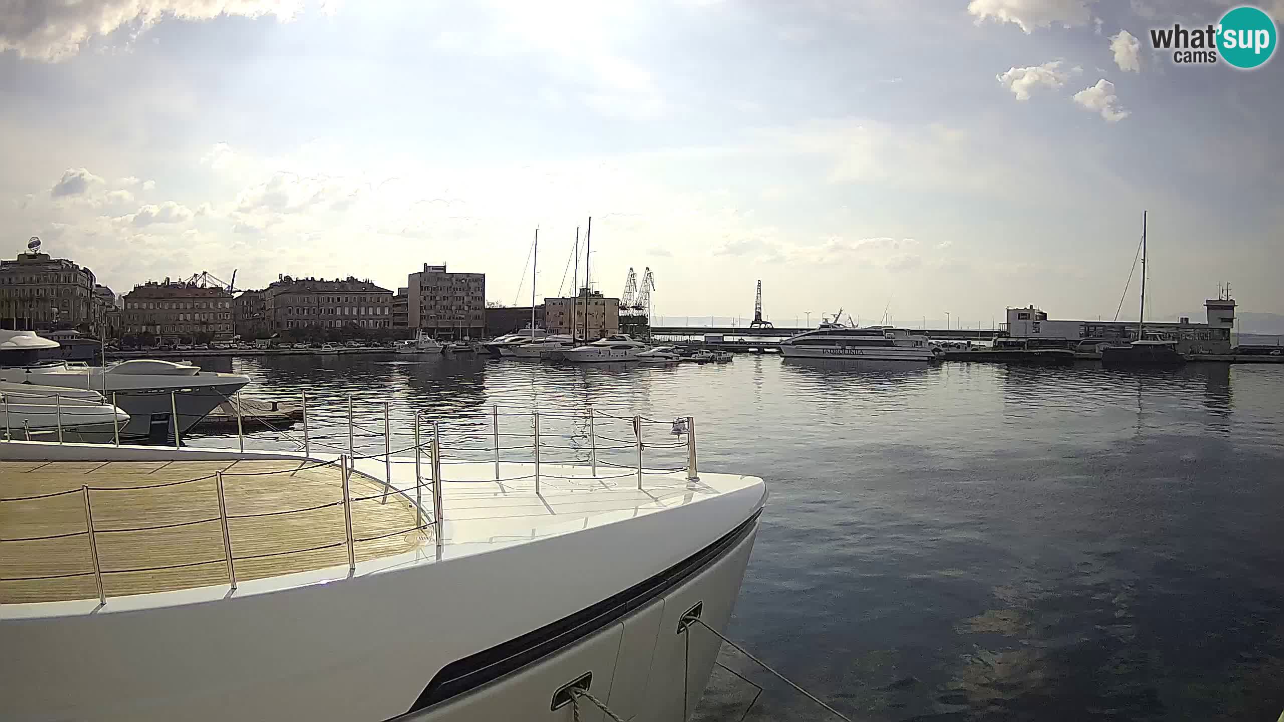 Botel Marina cámara web en vivo Rijeka