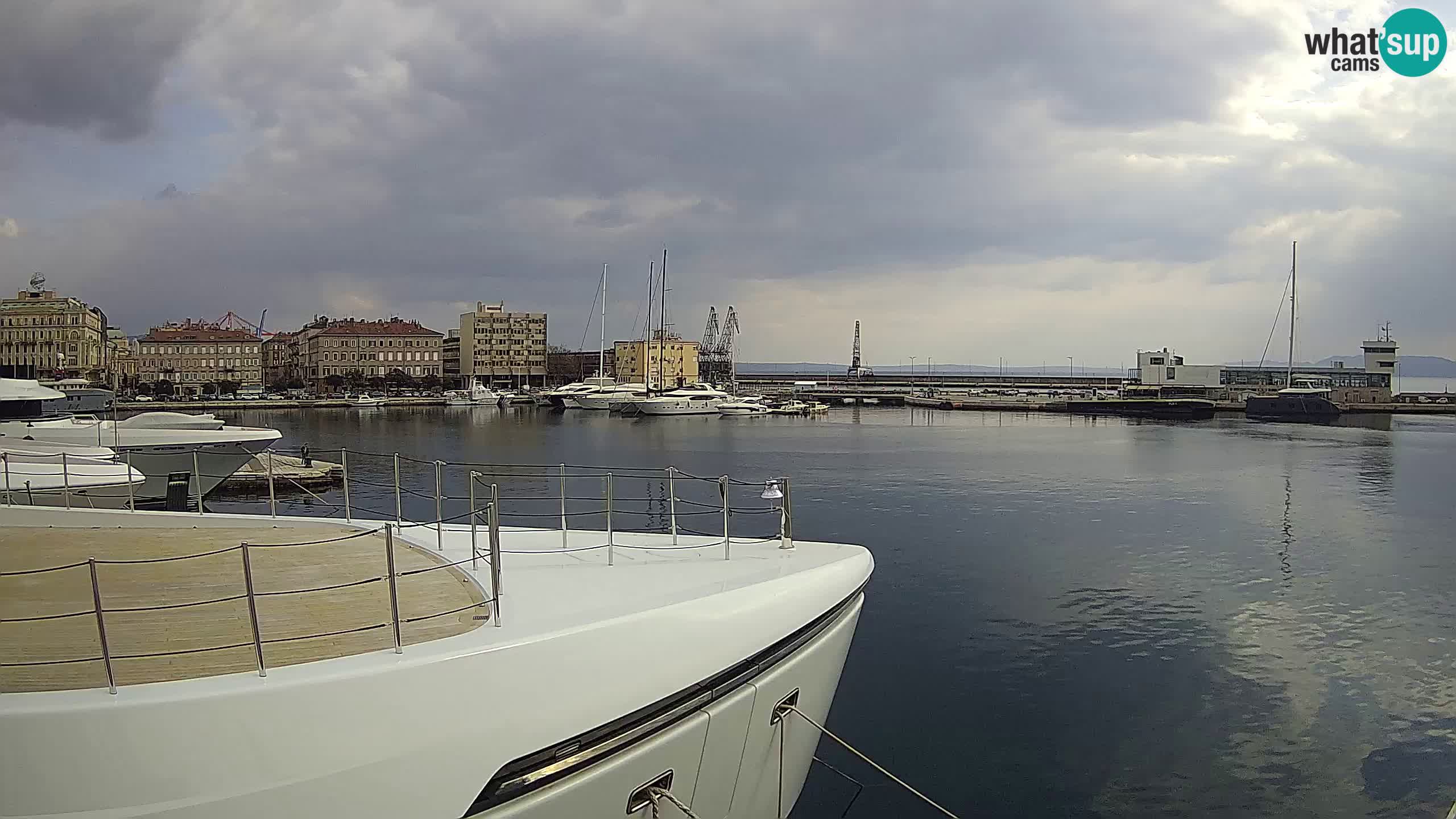 Botel Marina cámara web en vivo Rijeka