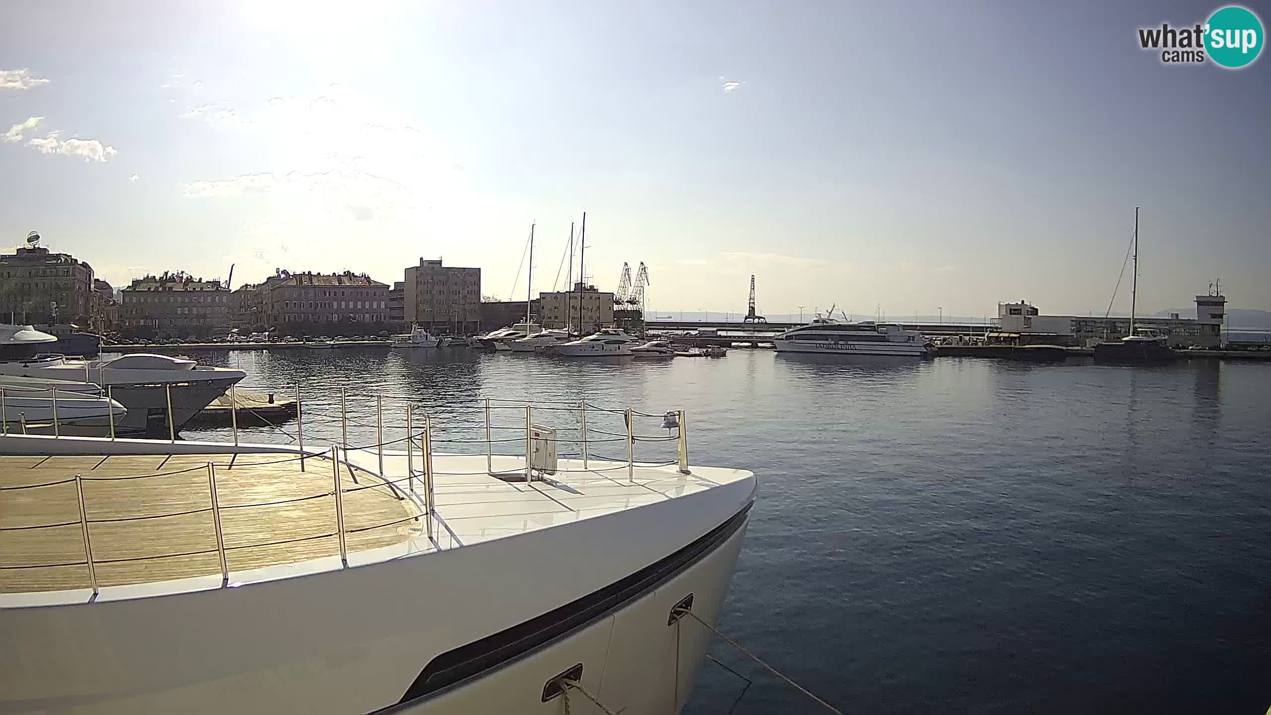 Botel Marina cámara web en vivo Rijeka