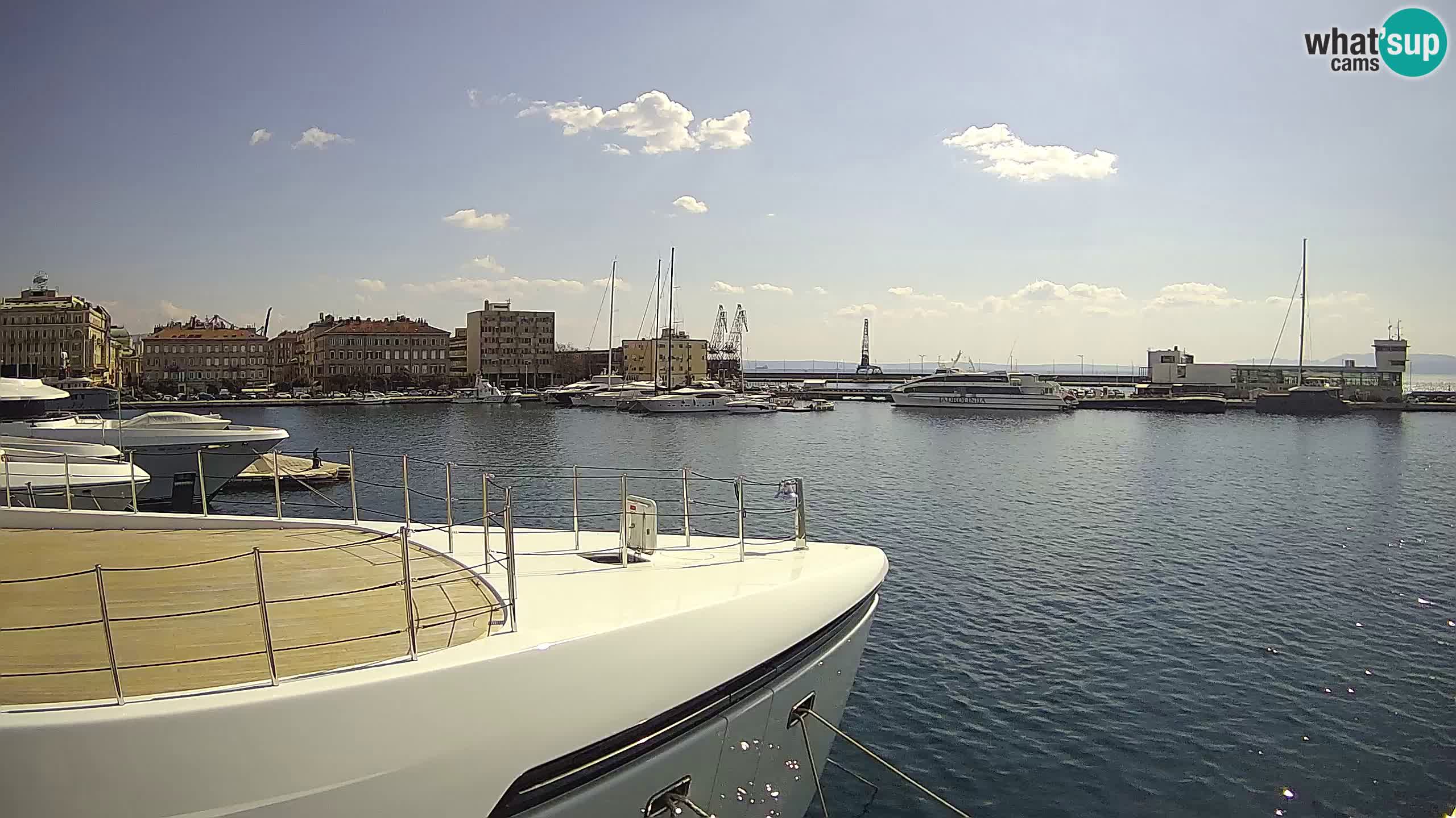Botel Marina cámara web en vivo Rijeka
