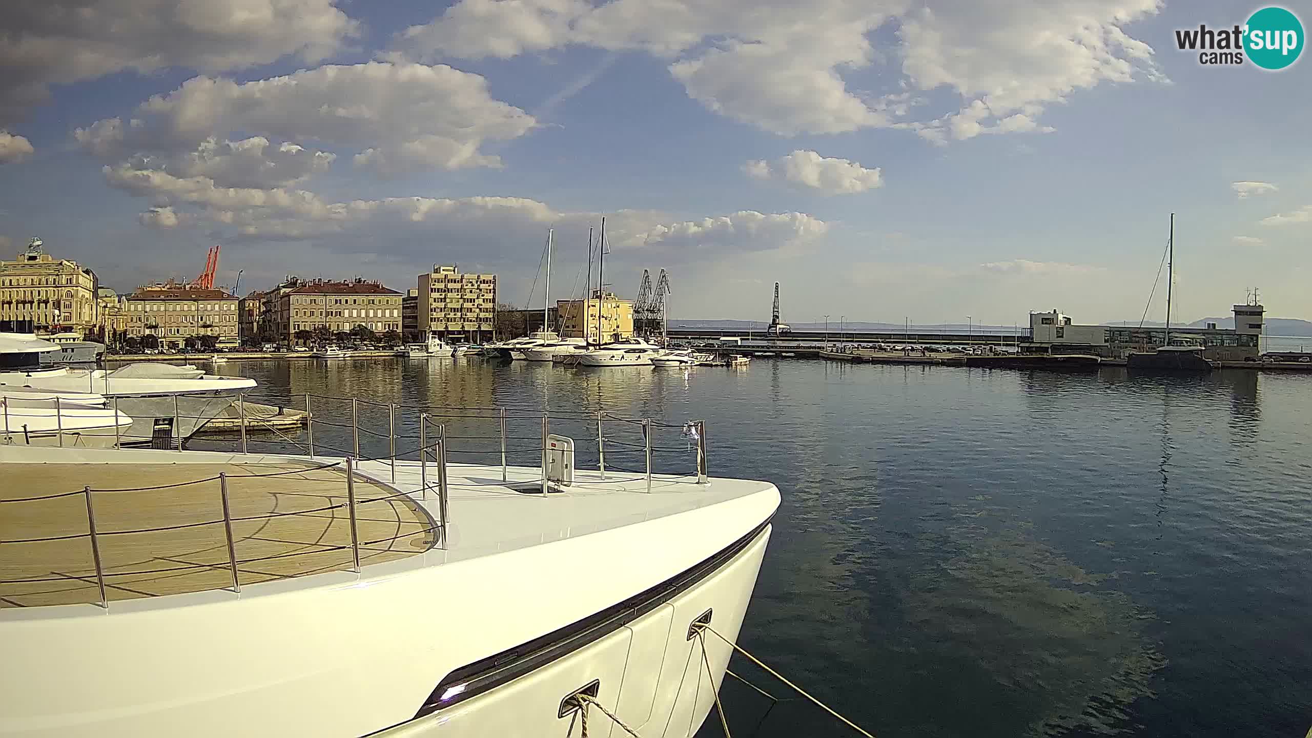 Reka – Botel Marina spletna kamera