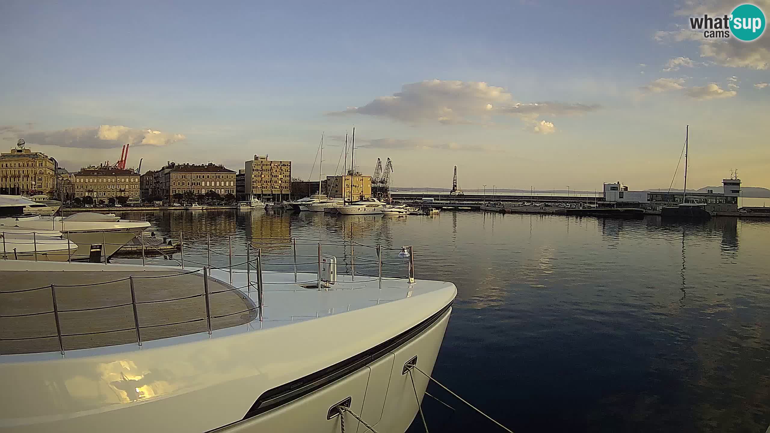Botel Marina cámara web en vivo Rijeka