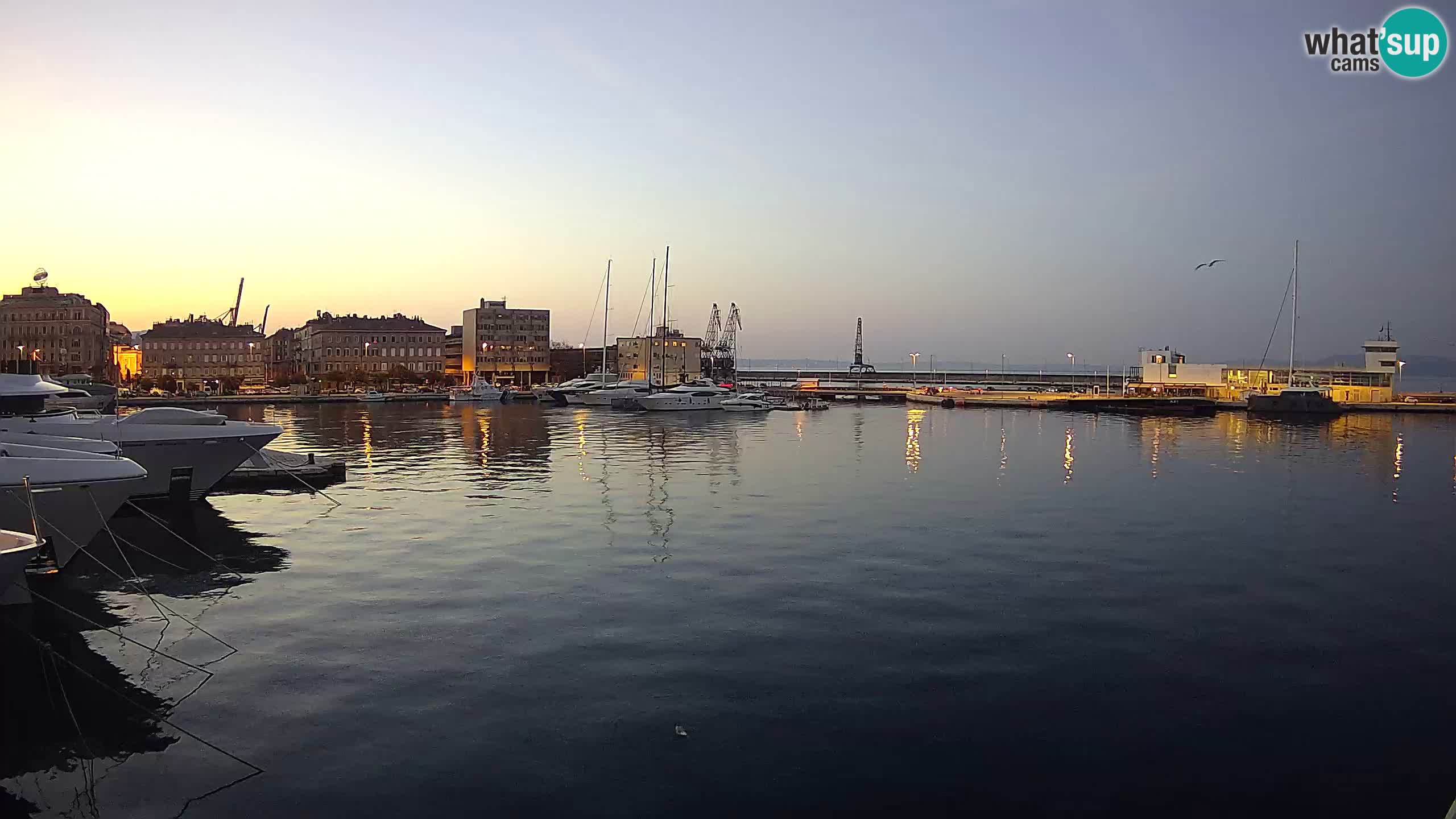 Botel Marina cámara web en vivo Rijeka
