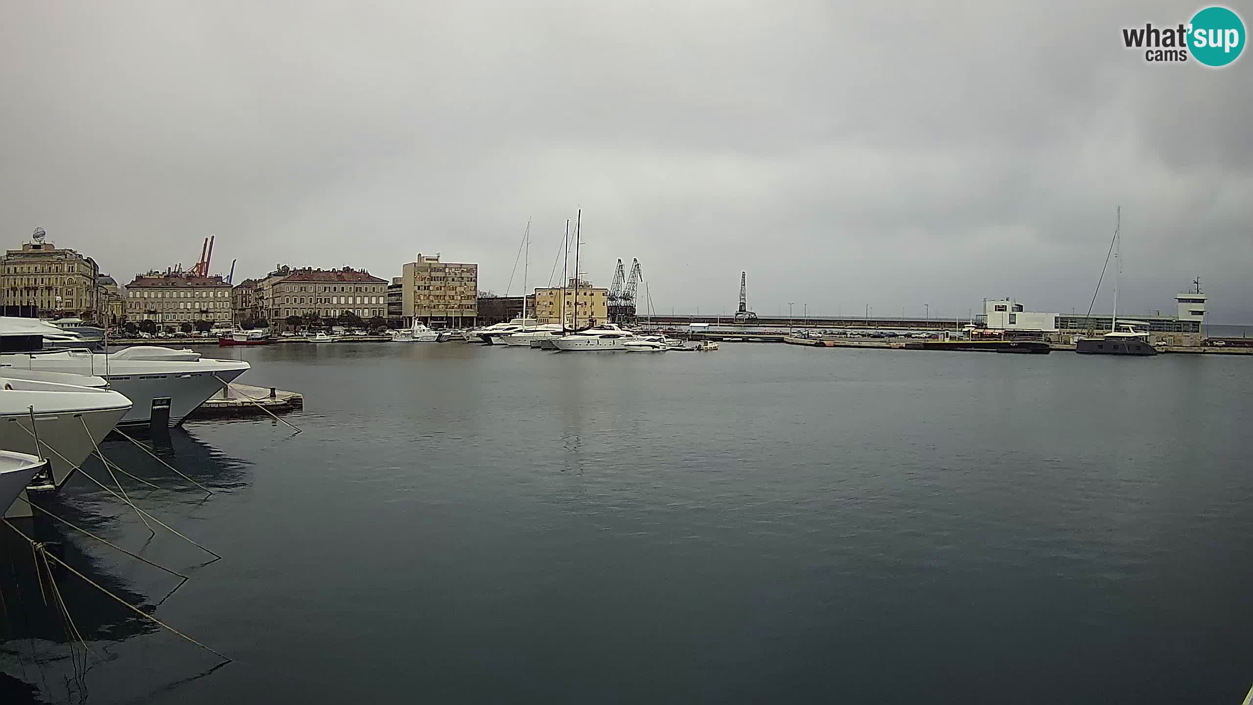 Reka – Botel Marina spletna kamera