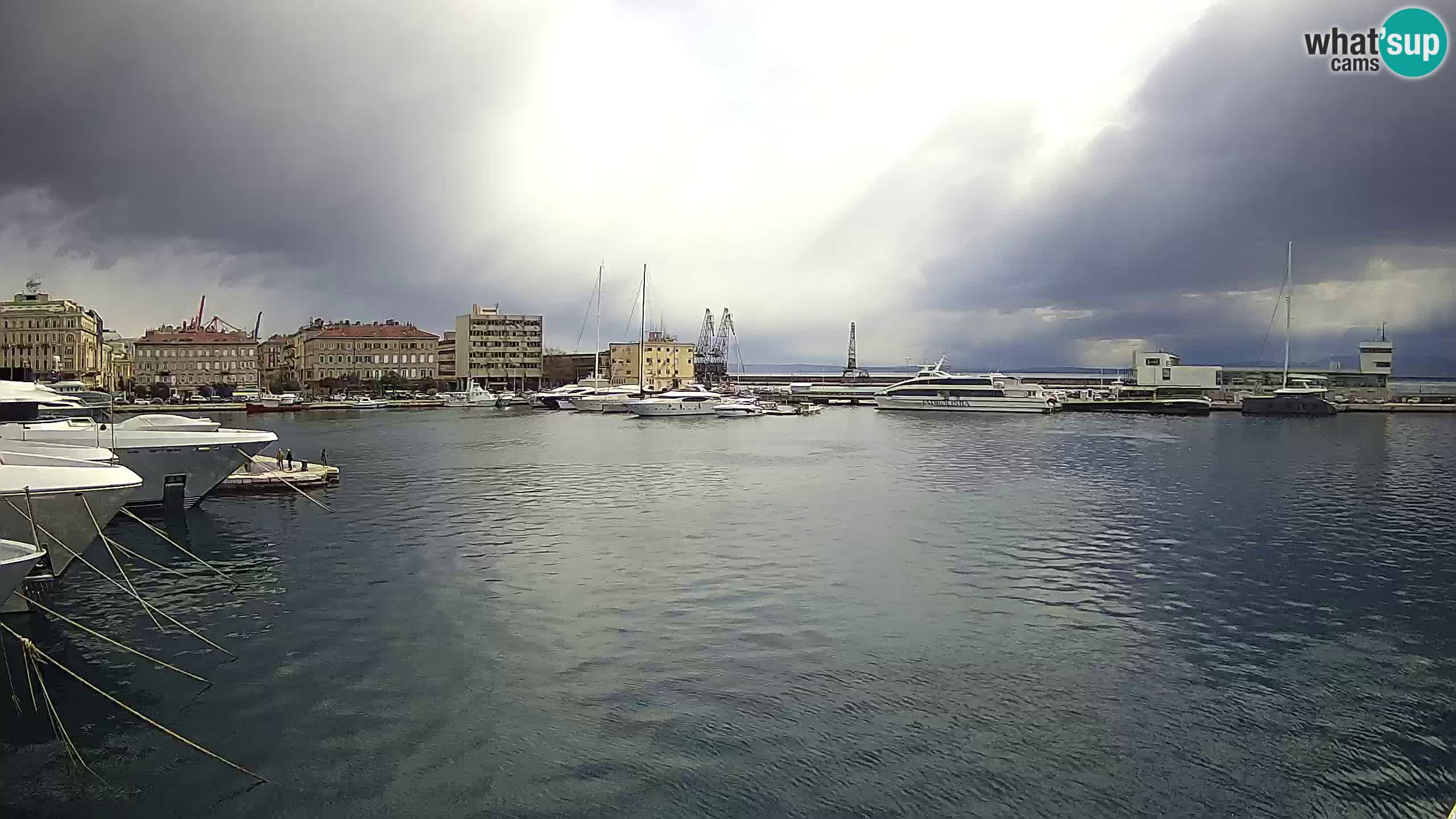 Rijeka – Botel Marina webcam en direct