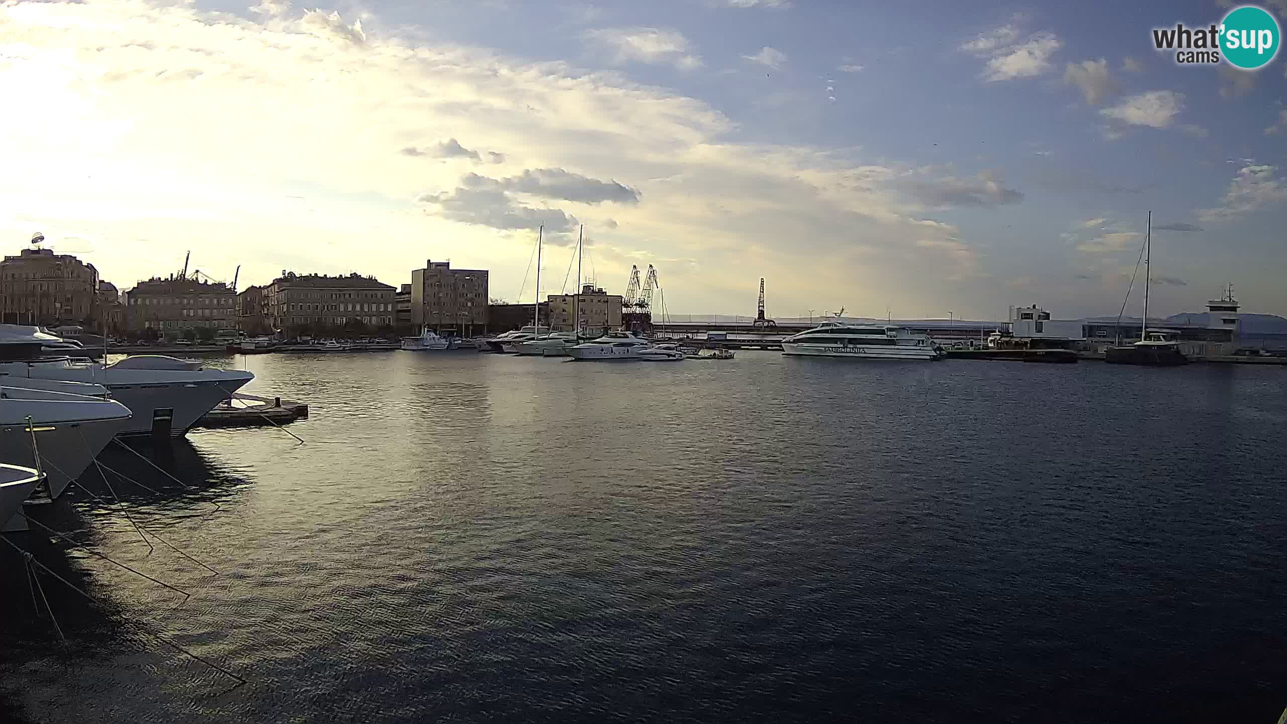 Rijeka – Botel Marina web kamera