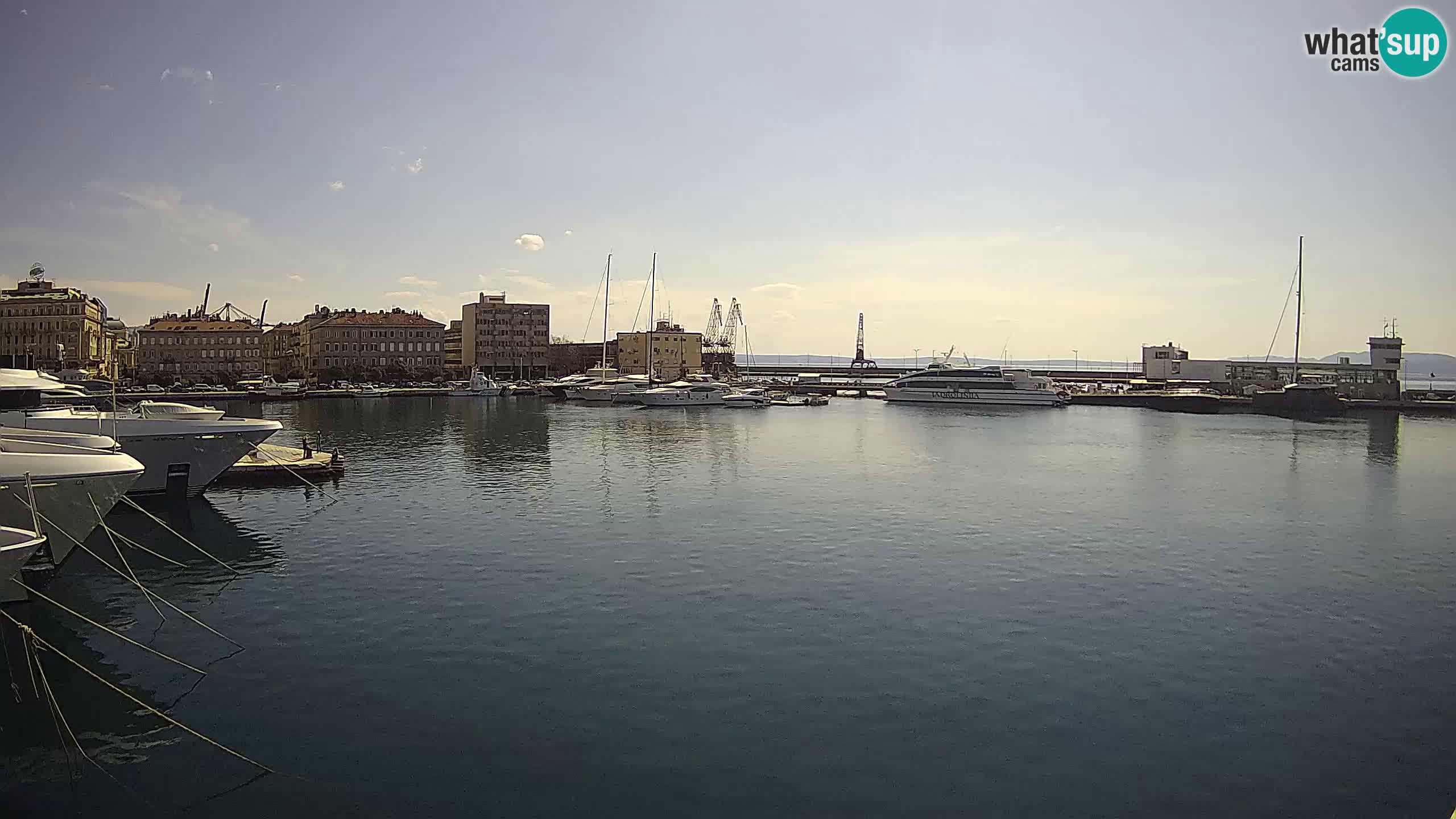 Rijeka – Botel Marina web kamera