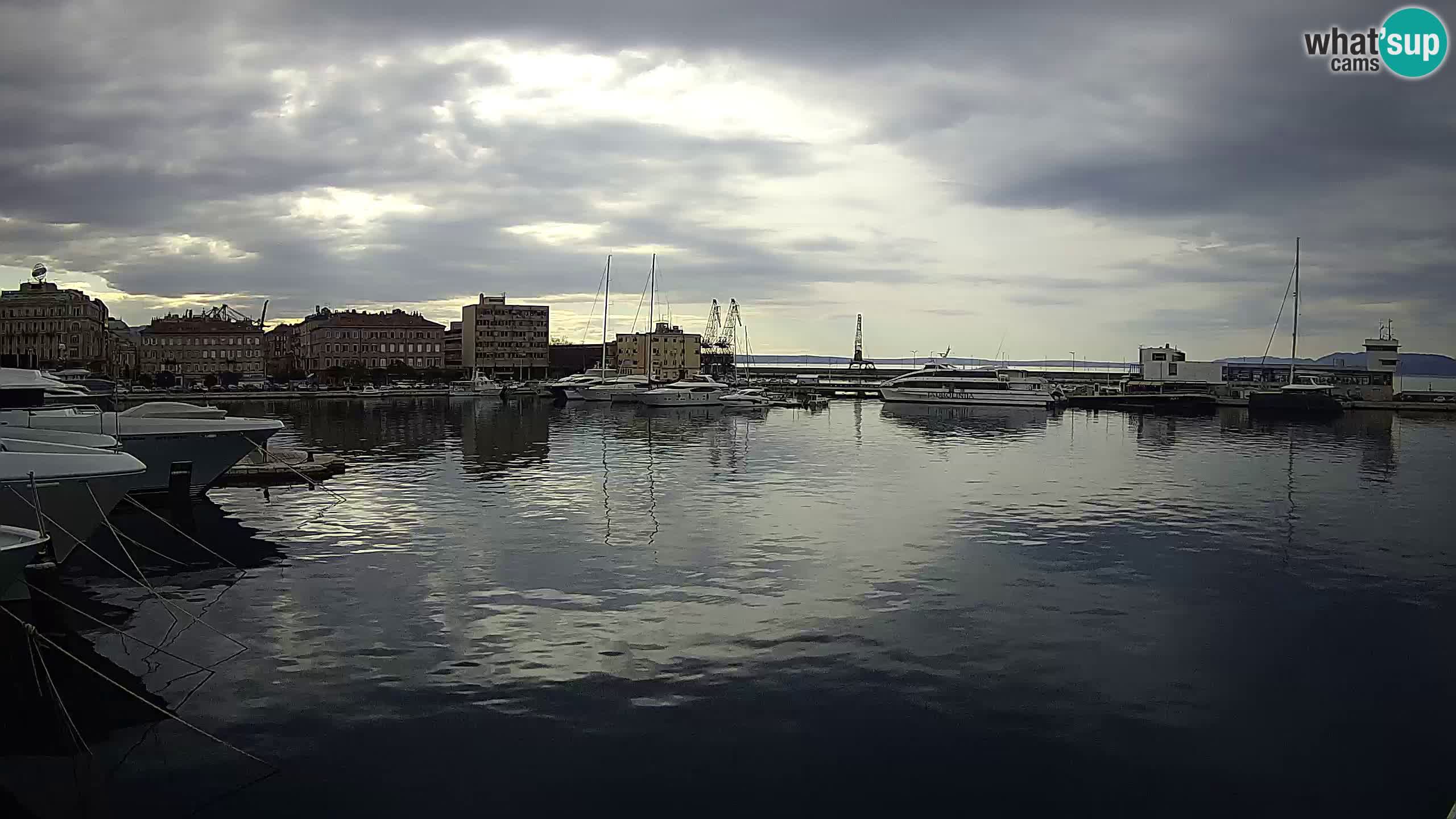 Rijeka – Botel Marina web kamera