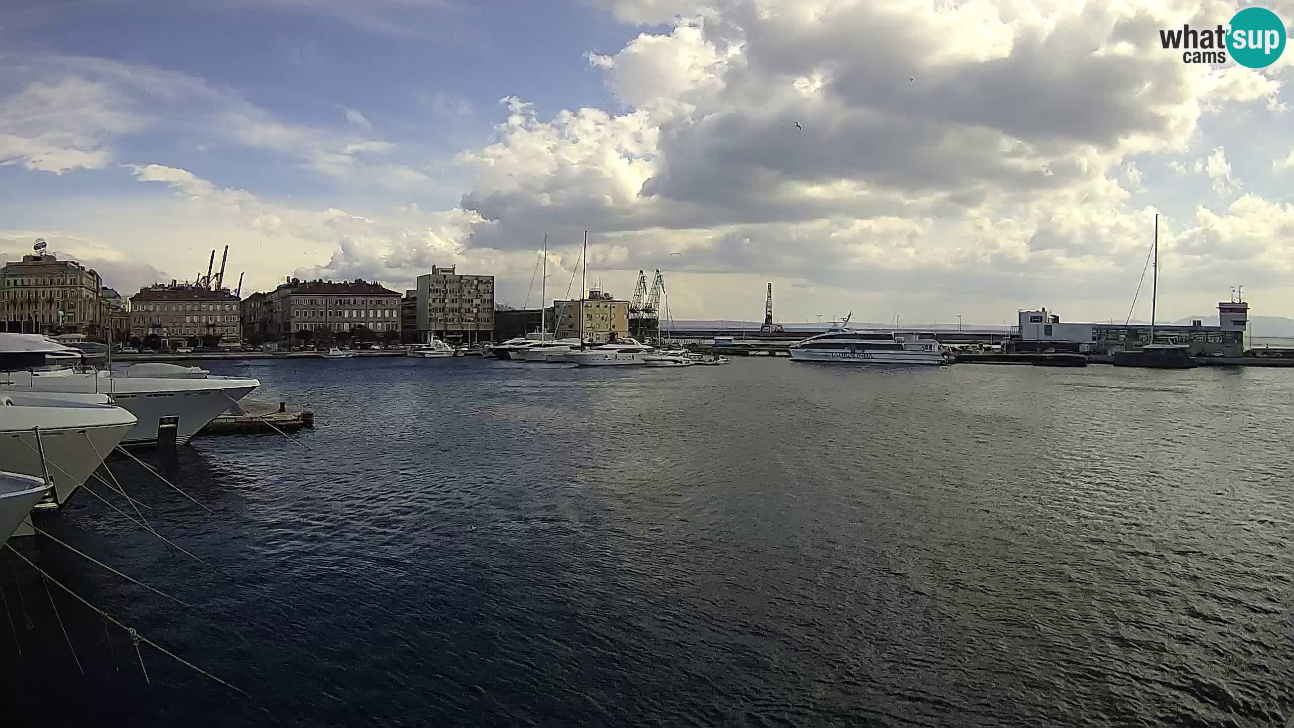 Rijeka – Botel Marina web kamera