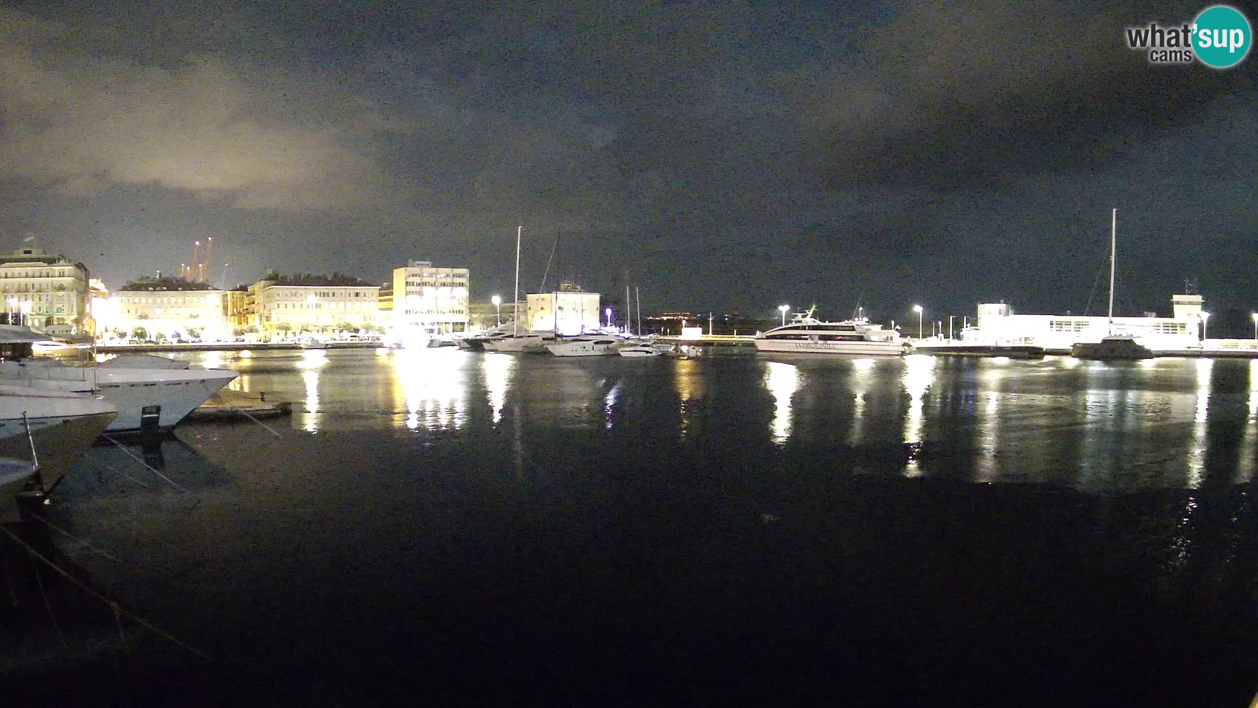 Botel Marina cámara web en vivo Rijeka