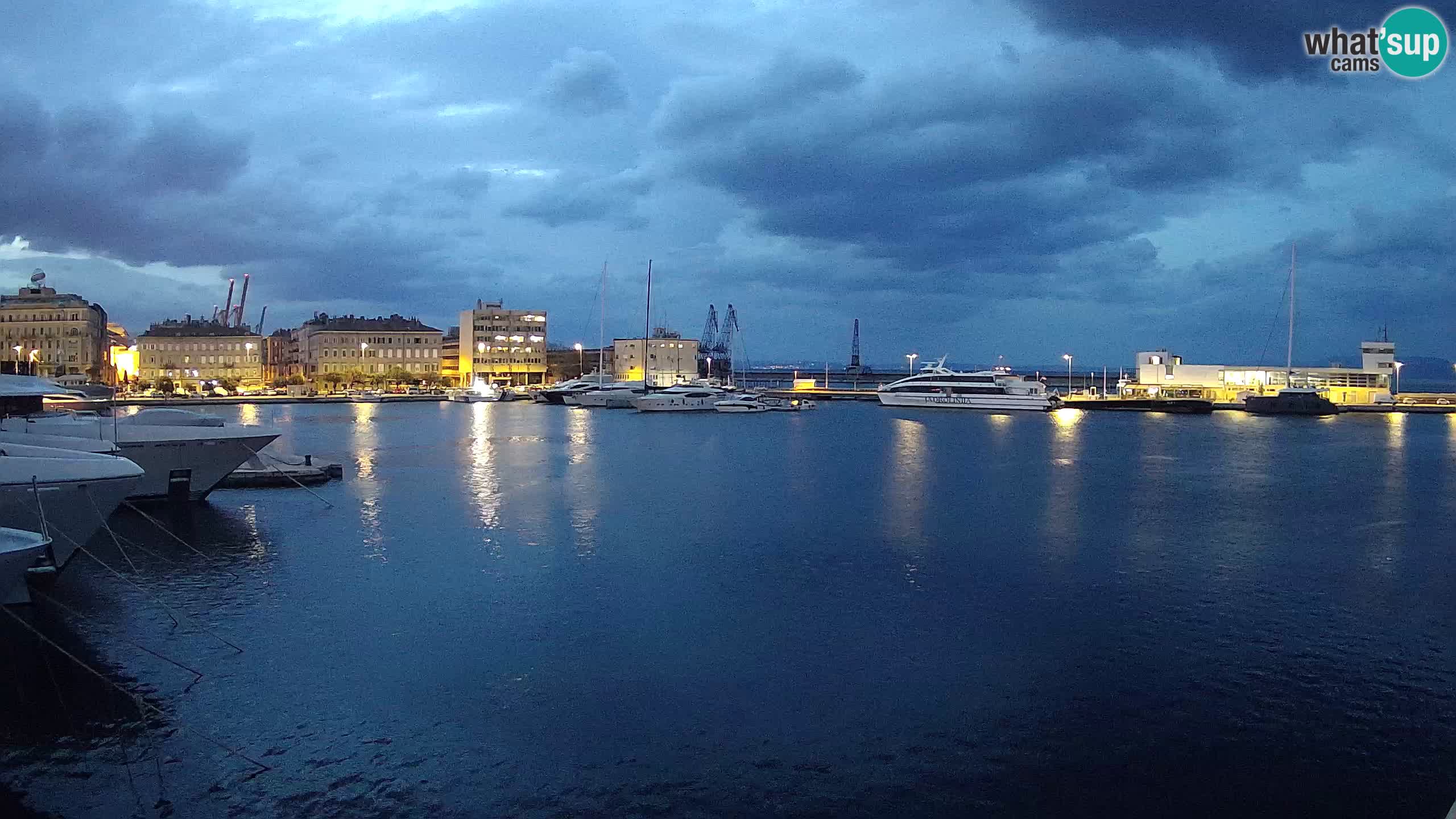 Rijeka – Botel Marina web kamera