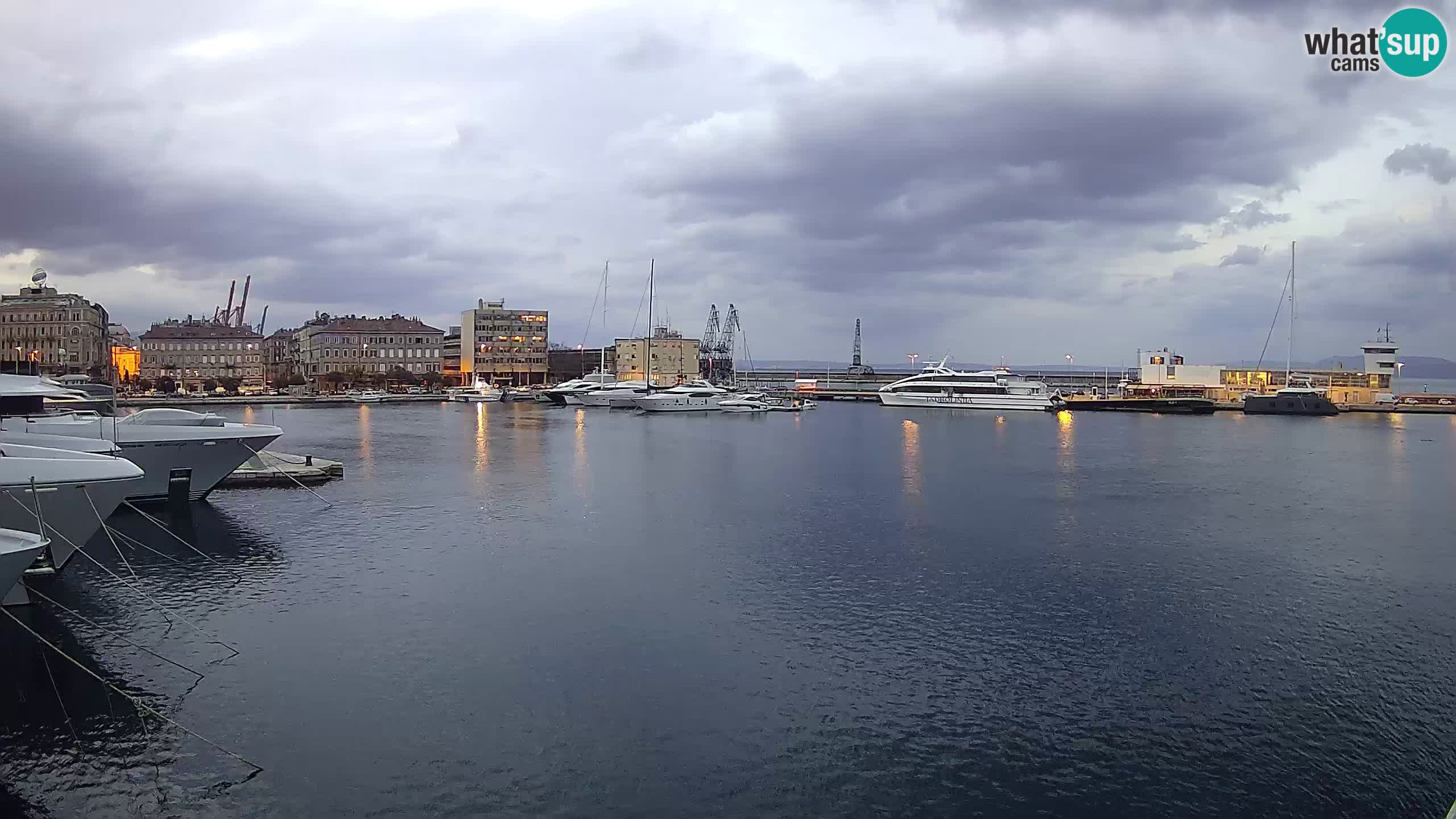 Rijeka – Botel Marina webcam en direct
