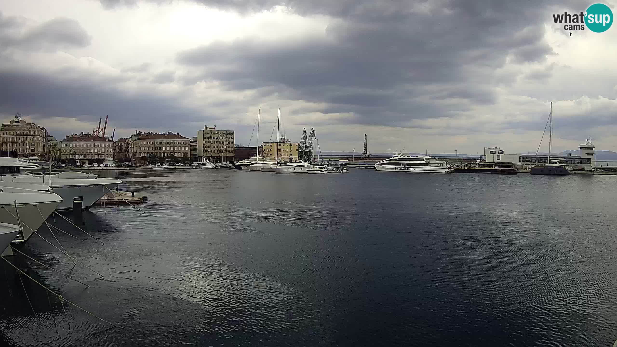 Rijeka – Botel Marina web kamera