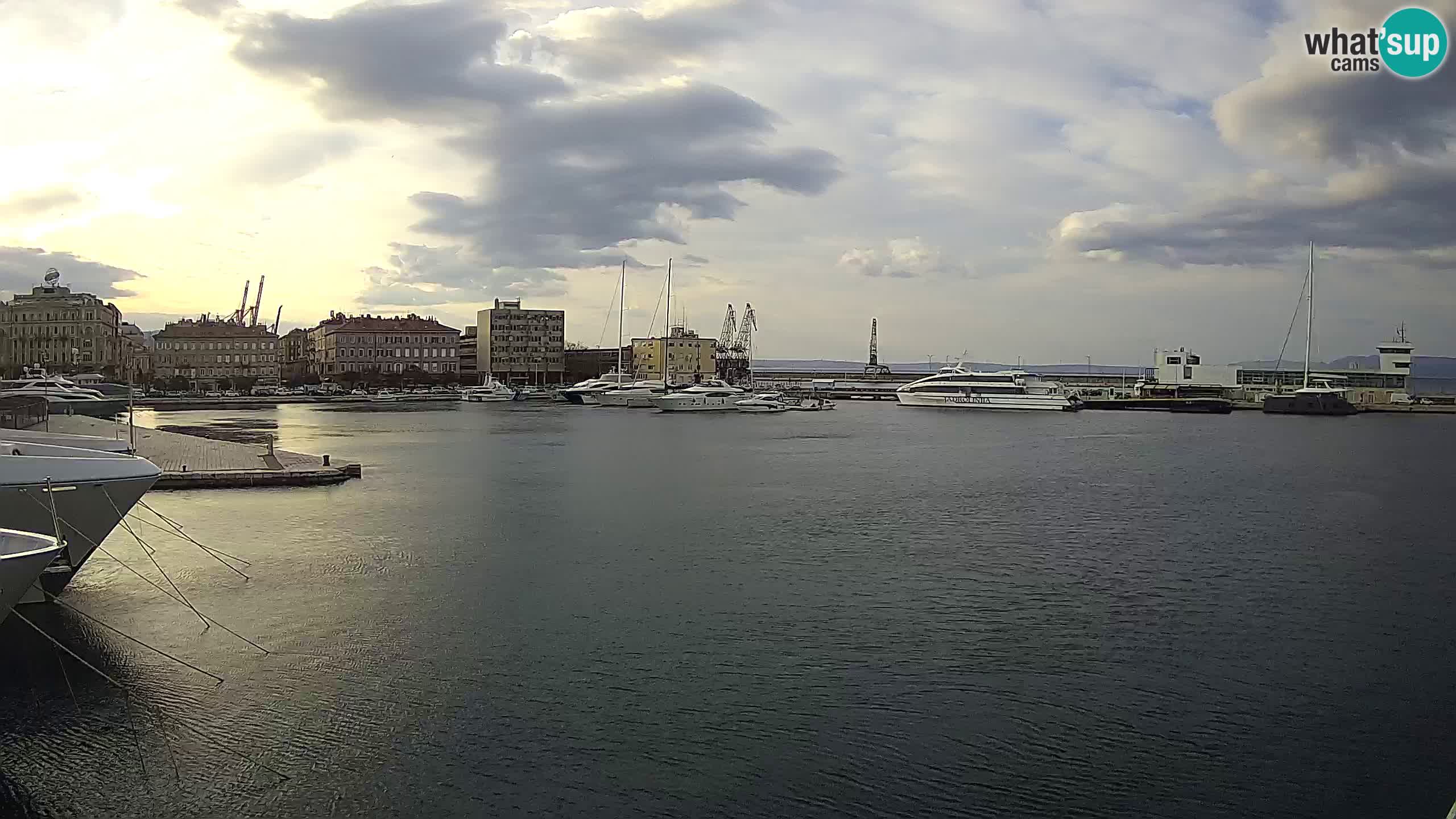 Rijeka – Botel Marina webcam en direct