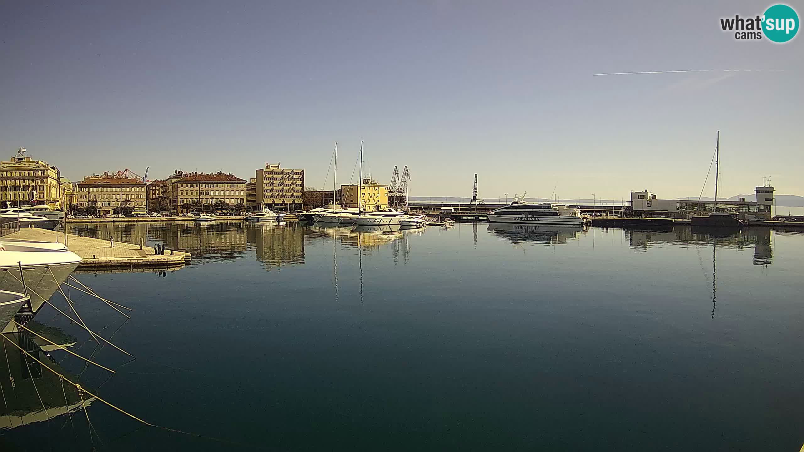 Botel Marina cámara web en vivo Rijeka