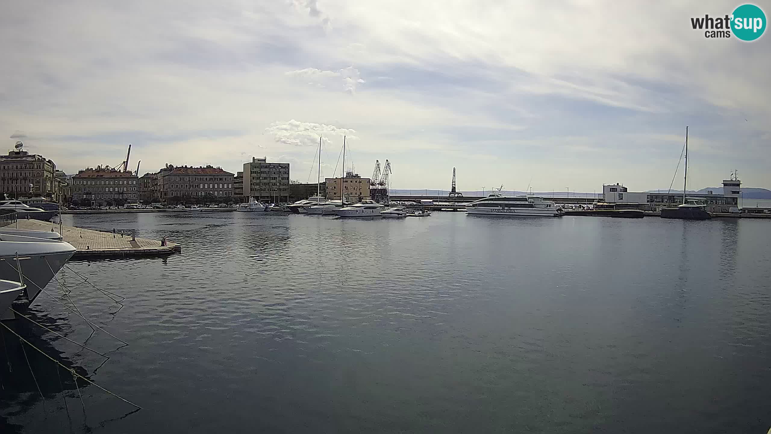 Reka – Botel Marina spletna kamera