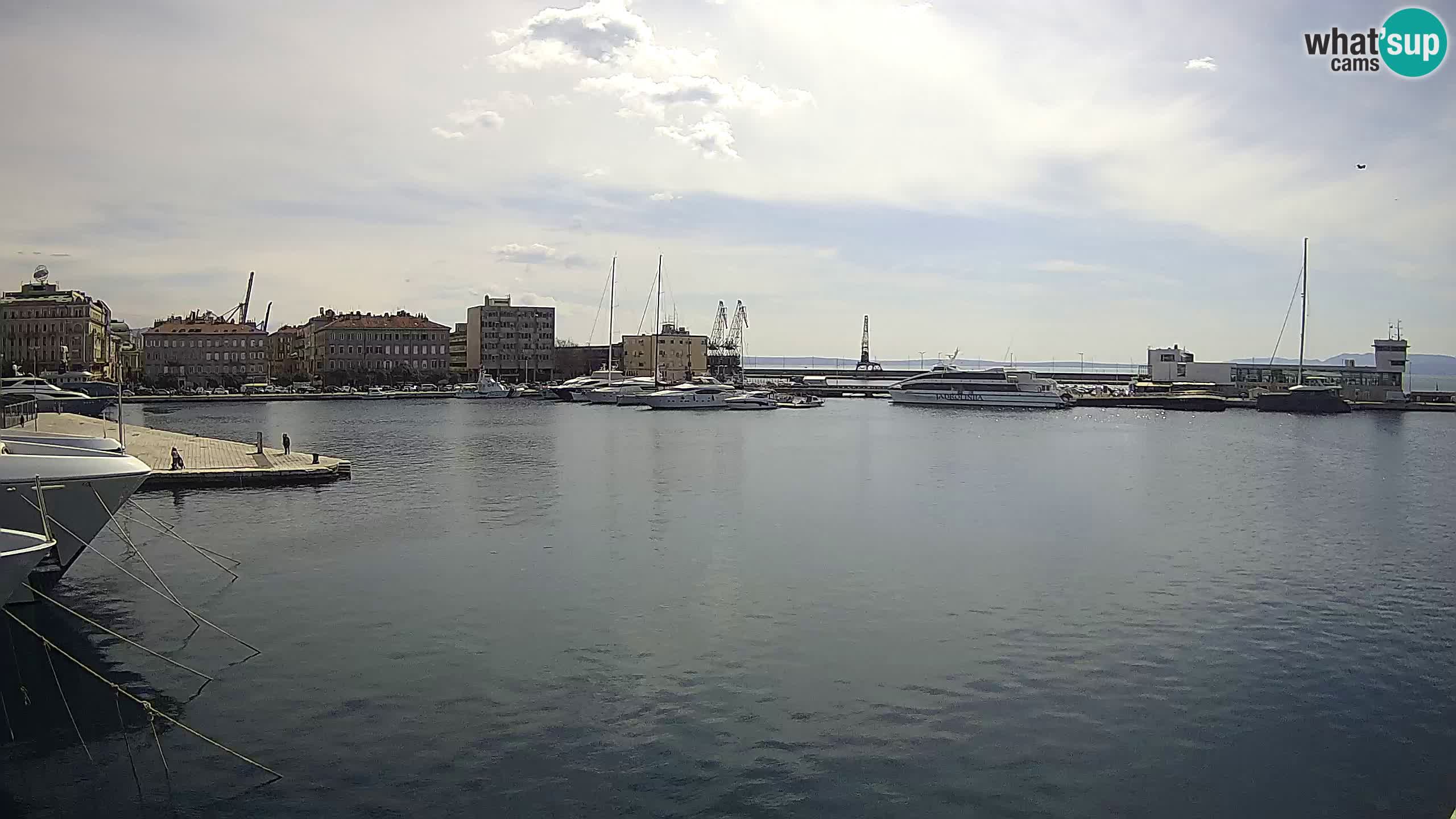 Reka – Botel Marina spletna kamera