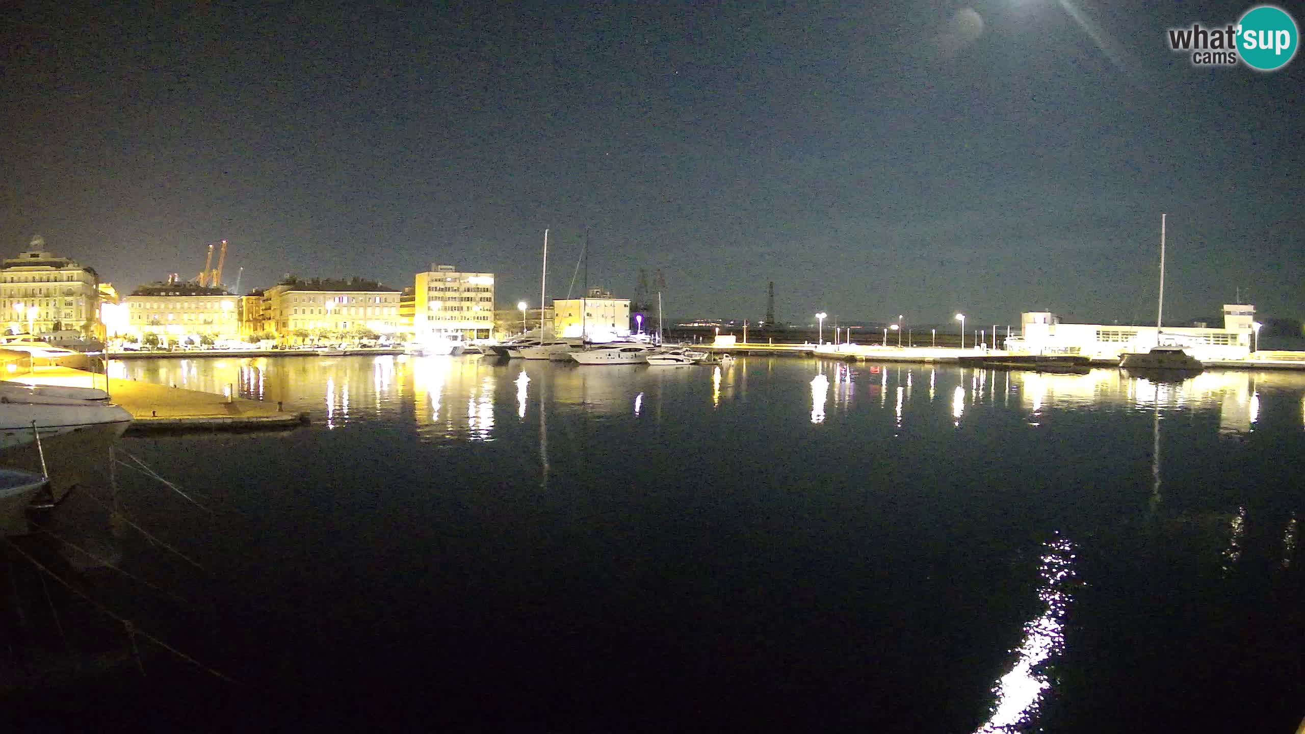 Botel Marina cámara web en vivo Rijeka