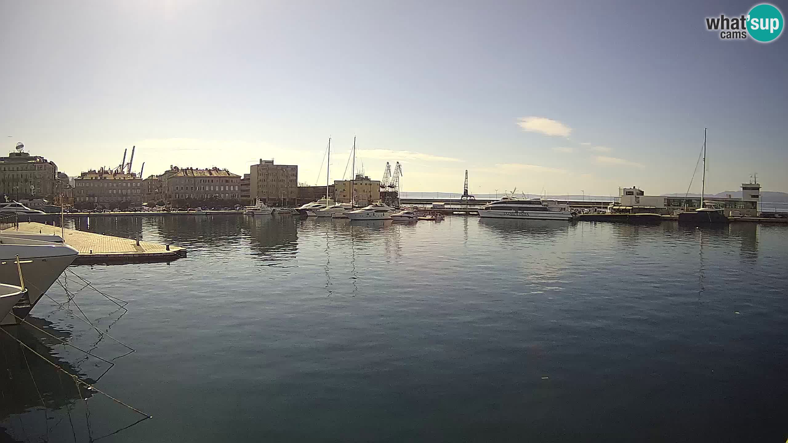 Rijeka – Botel Marina web kamera