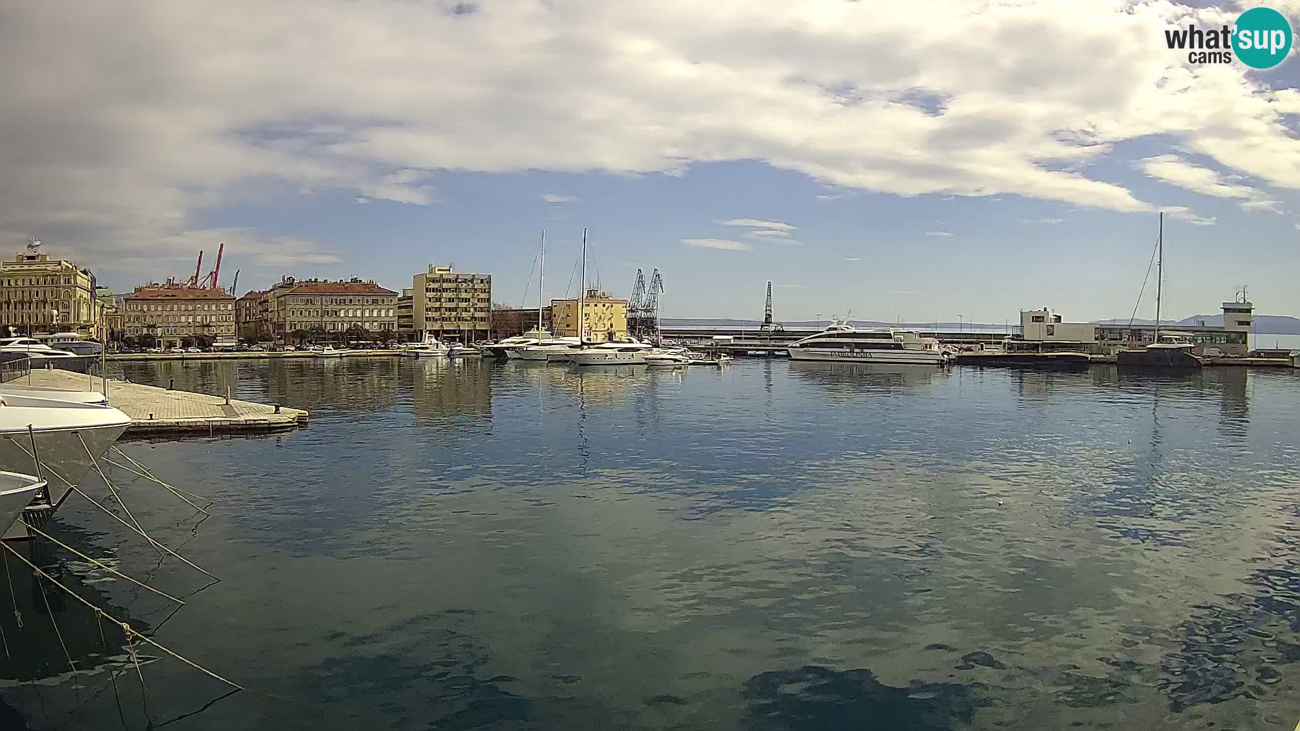 Botel Marina cámara web en vivo Rijeka