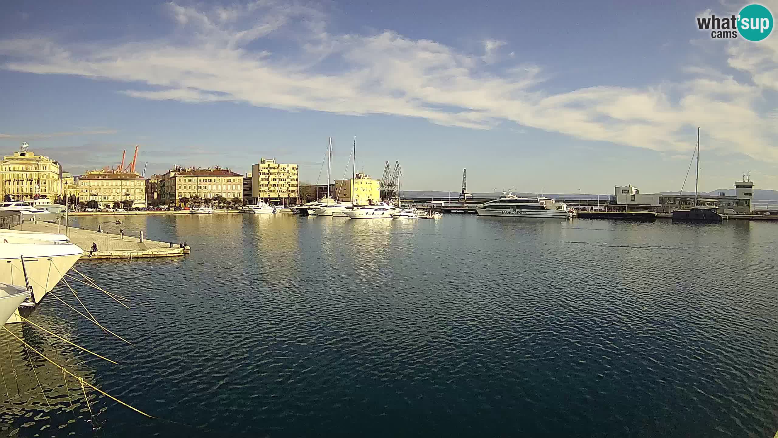 Botel Marina cámara web en vivo Rijeka