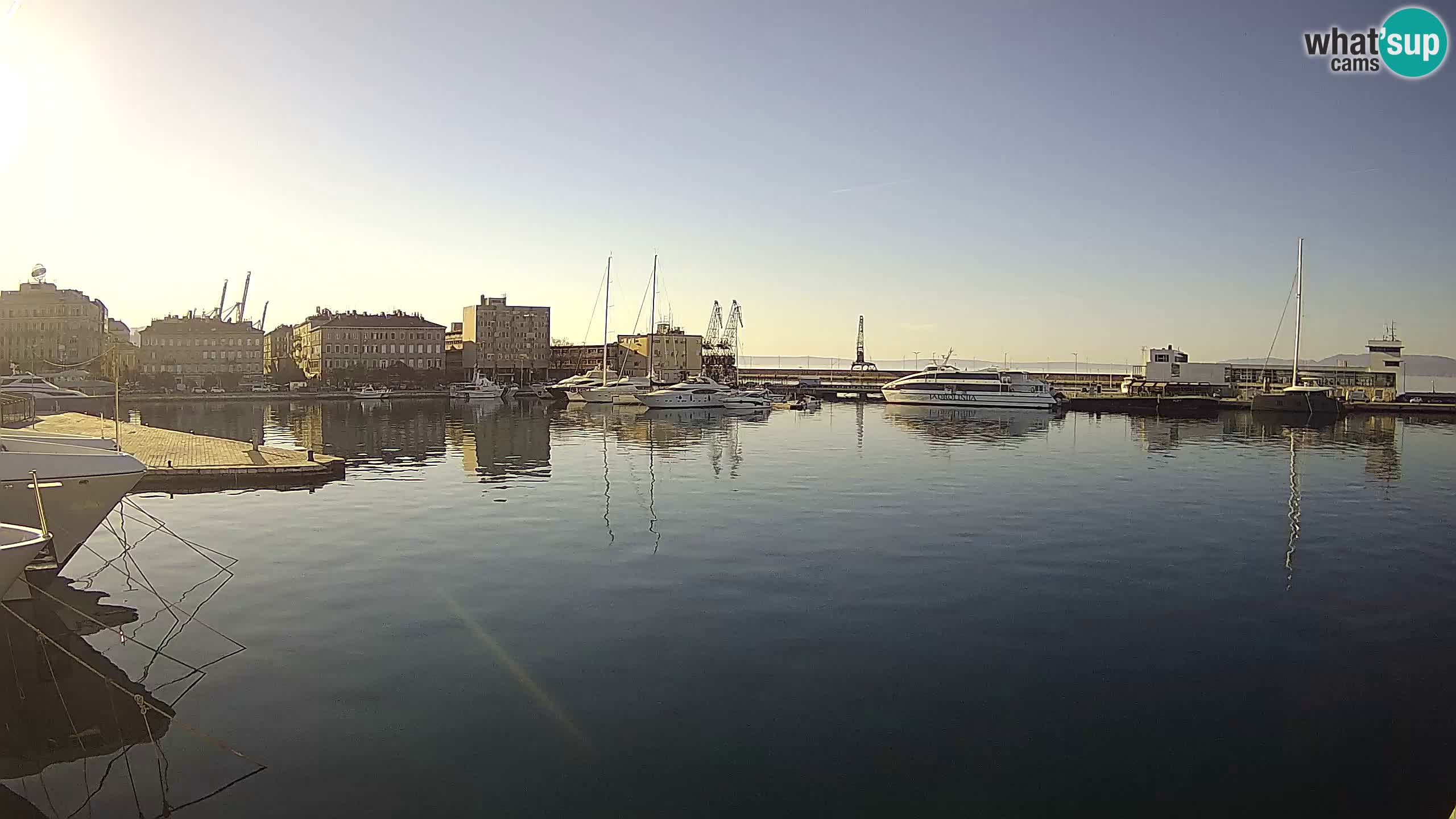Rijeka – Botel Marina web kamera
