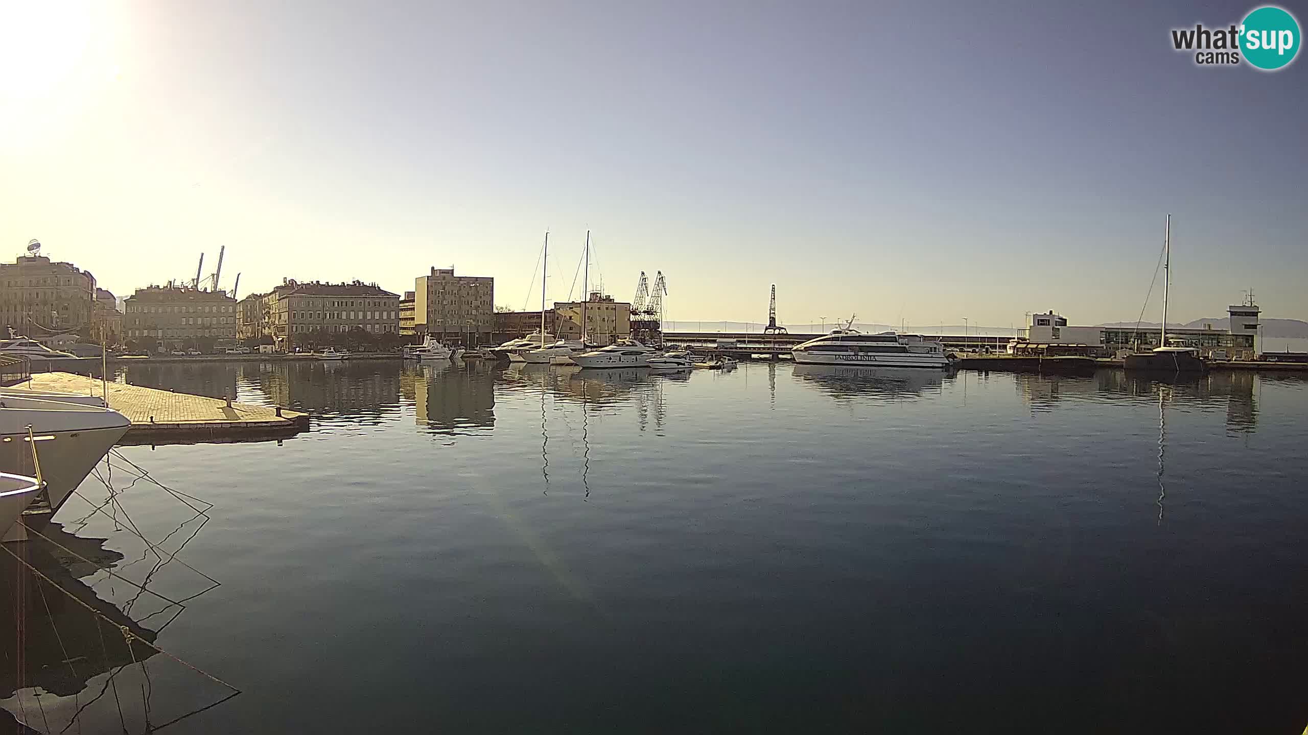 Botel Marina cámara web en vivo Rijeka