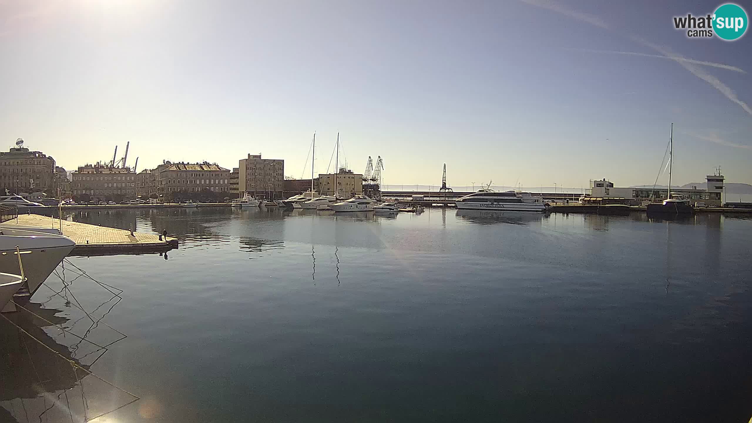 Rijeka – Botel Marina web kamera